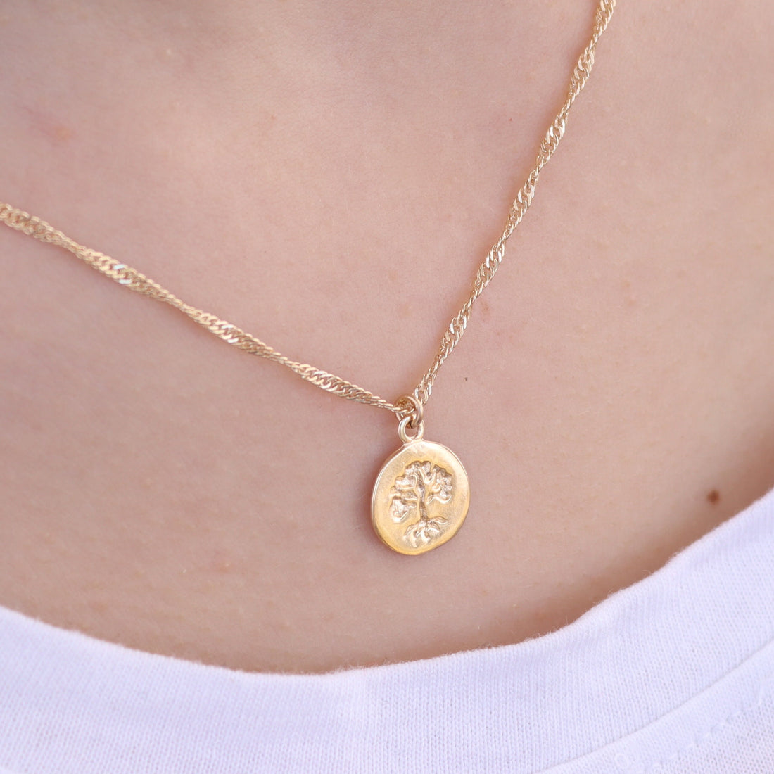 שרשרת תליון עץ החיים מזהב 14 קראט, תליון עץ משפחה זעיר מזהב 14 קראט