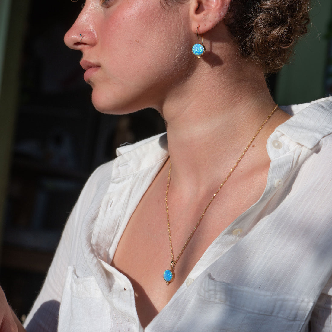 תליון שרשרת אופל סגלגל מזהב מלא 14 קראט, תליון אופל כחול