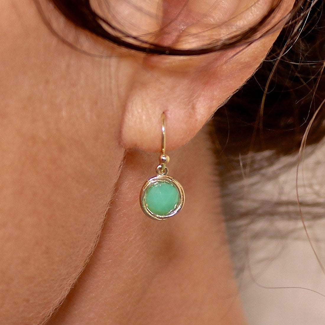 עגילי זהב 14 קראט משובצים בירקן, עגילי זהב 14 קראט משובצים בירקן ירוק