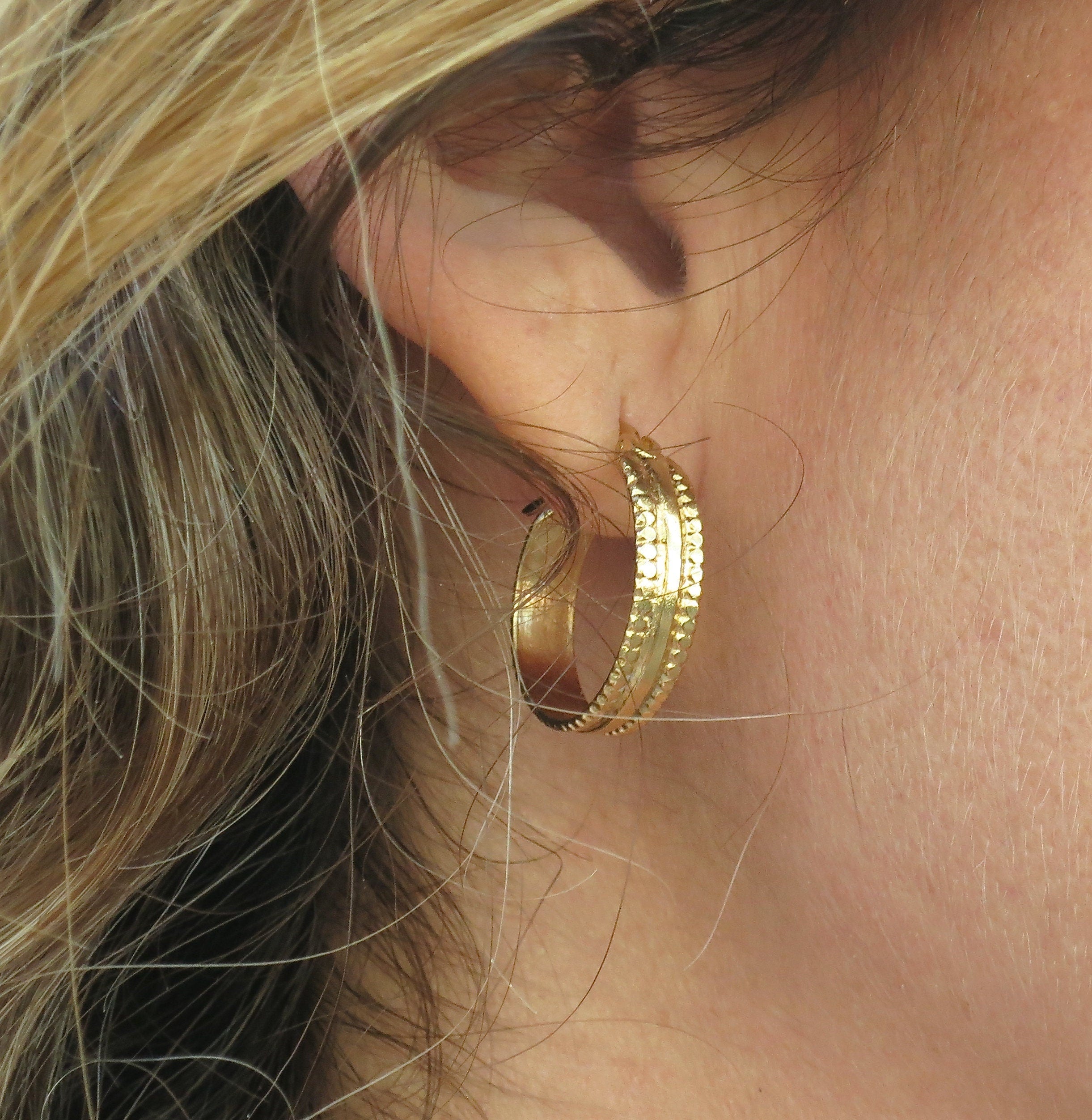 עגילי חישוק מזהב מלא 14 קראט: טבעת רחבה, עבודת יד