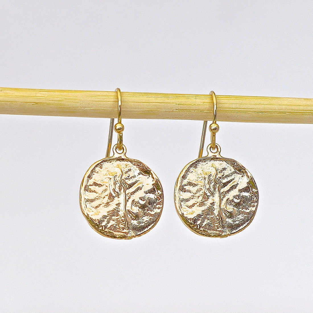 עגילי דיסק זהב תלויים, עגילי טקסטורה