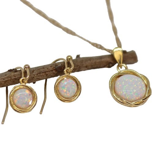 סט עגילי זהב אוניקס שחור ותליון שרשרת