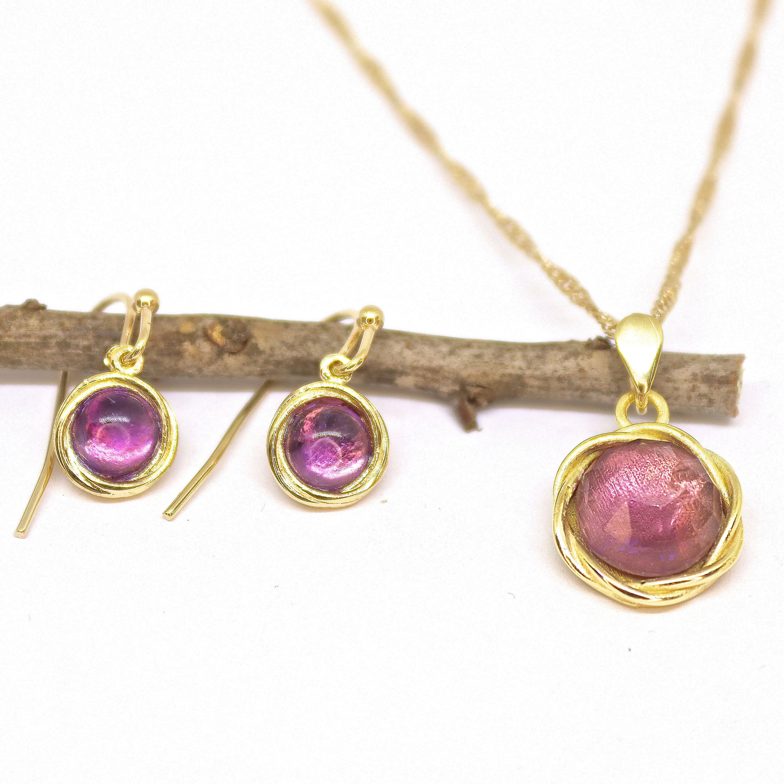 סט תכשיטי אמטיסט, עגילי זהב סגולים ותליון שרשרת
