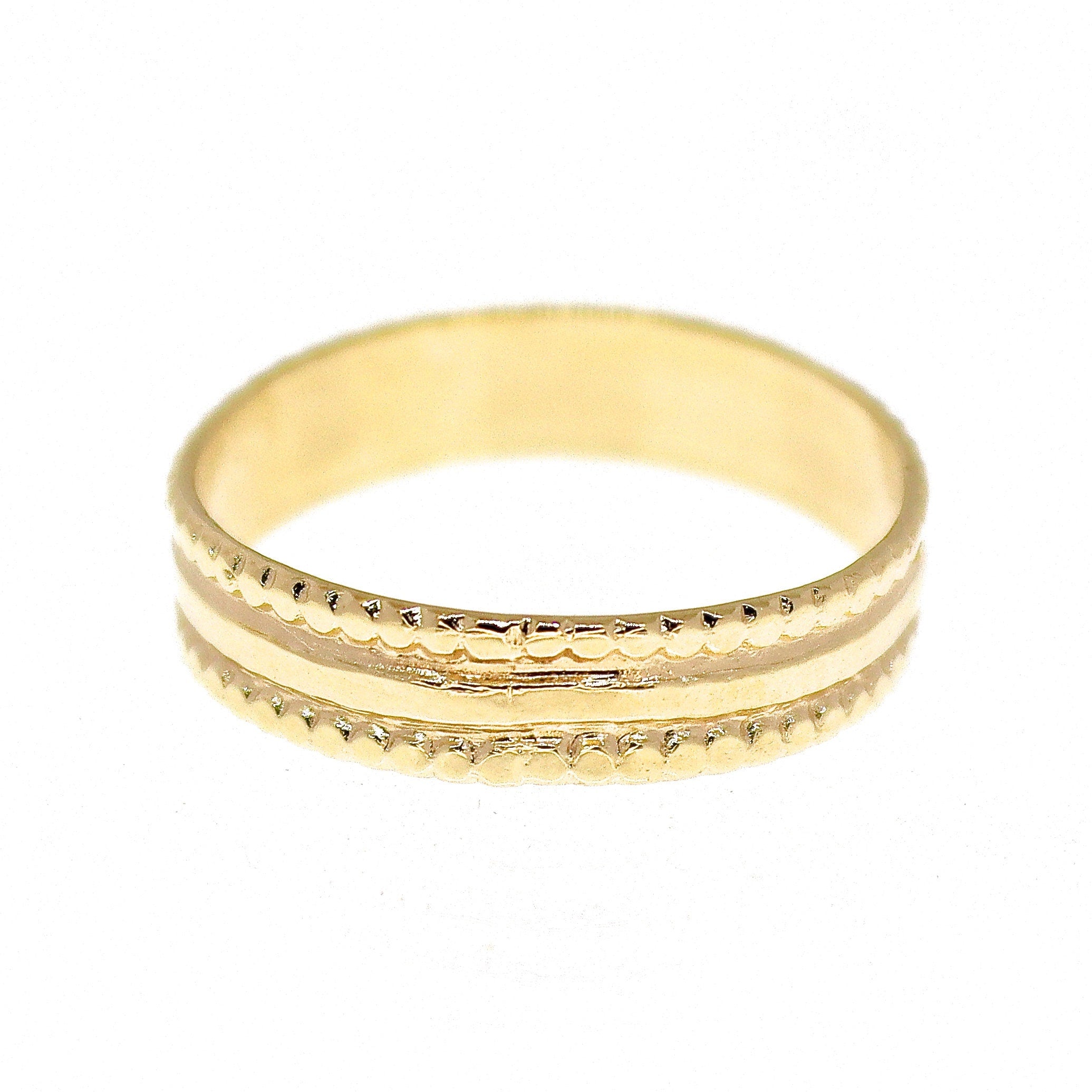 טבעת משולשים מזהב מלא 14 קראט, טבעת נישואין