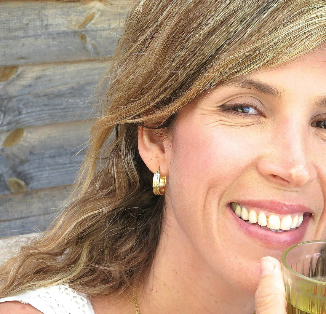 עגילי חישוק מזהב מלא 14 קראט: טבעת רחבה, עבודת יד