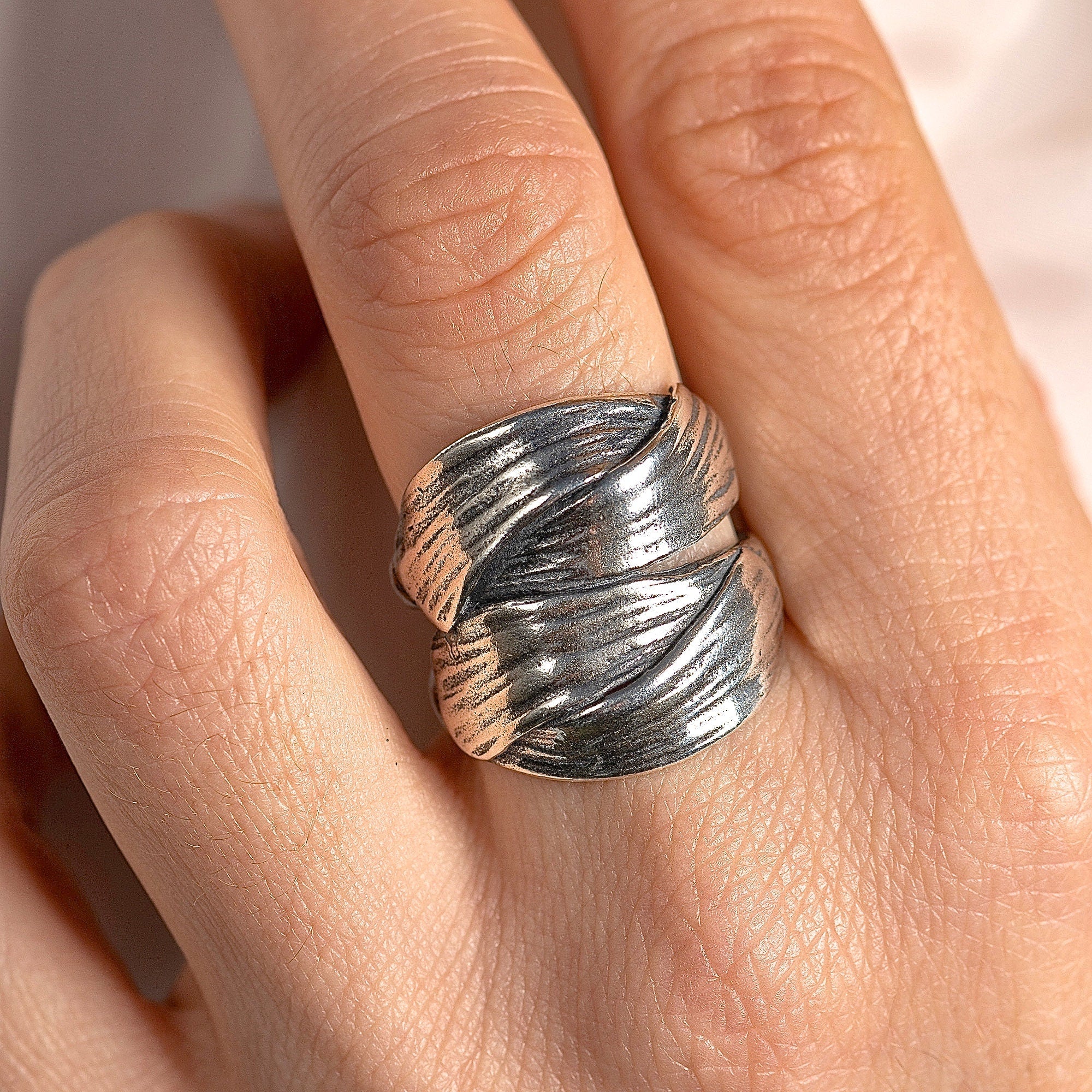 טבעת כסף עבה קלועה