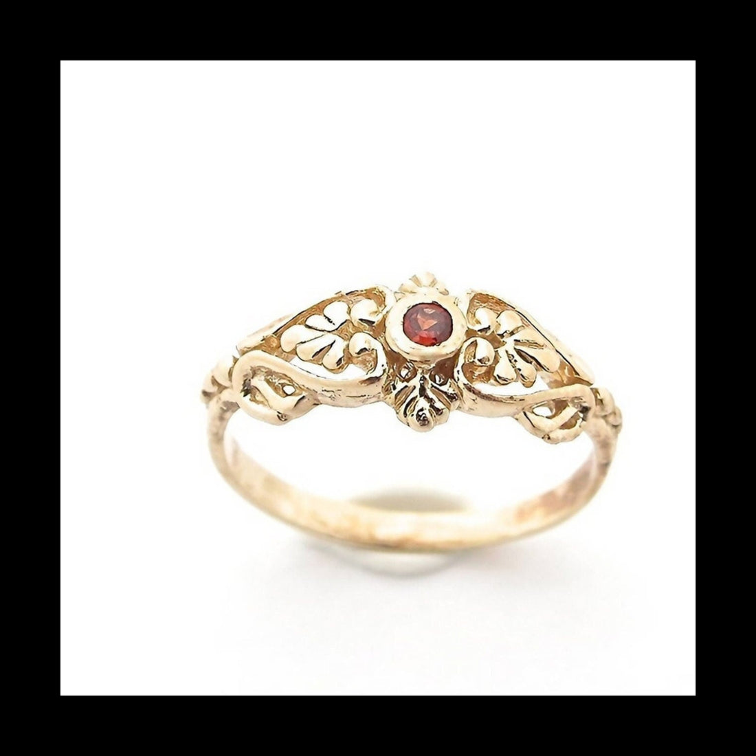טבעת זהב מלא 14 קראט משובצת גארנט, טבעת זהב בסגנון ויקטוריאני, טבעות וינטג', טבעת סטייטמנט, טבעת גארנט