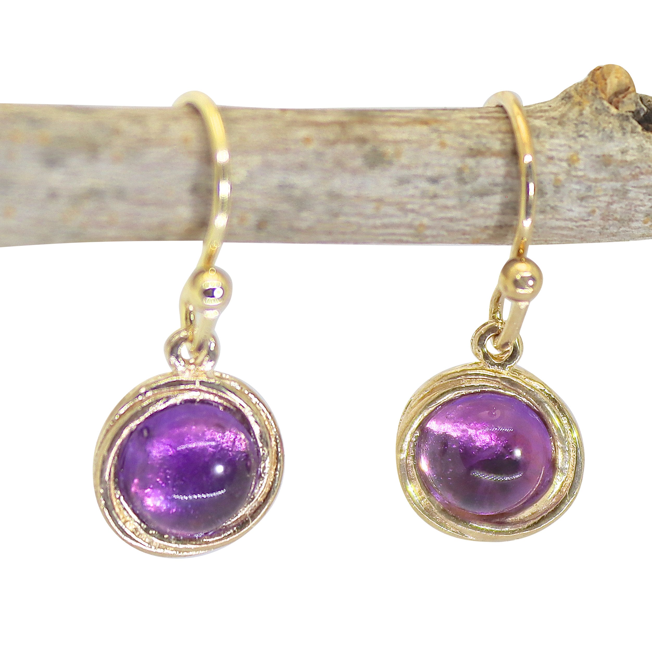 עגילי זהב קטנים תלויים משובצים ברדוריט, עגילי אבן לידה