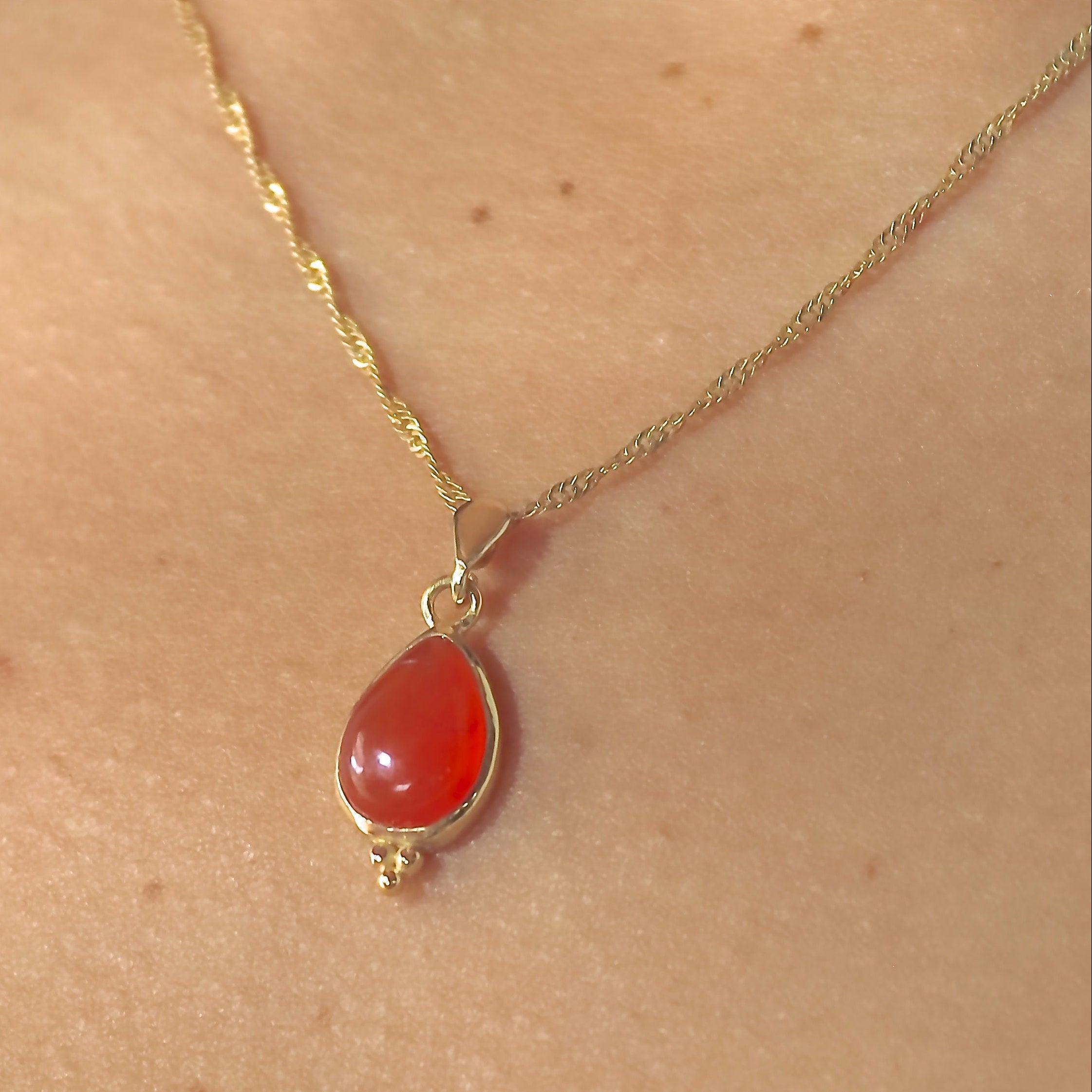 שרשרת קרנליאן מזהב 14 קראט, תליון אבן זהב כתומה עם דמעה