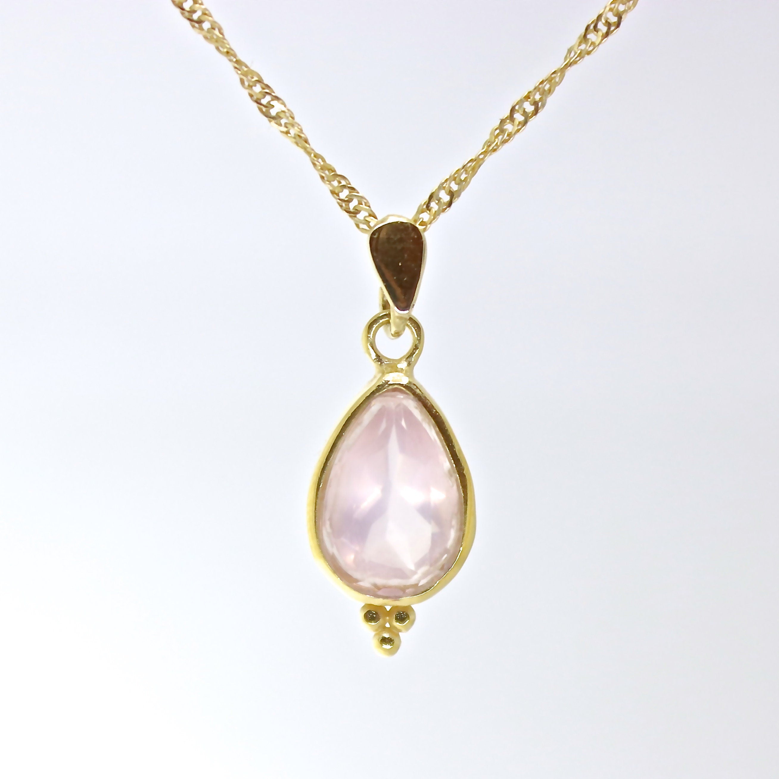 תליון שרשרת דמעה משובצת קוורץ ורד מזהב 14 קראט - תכשיטי אבני חן