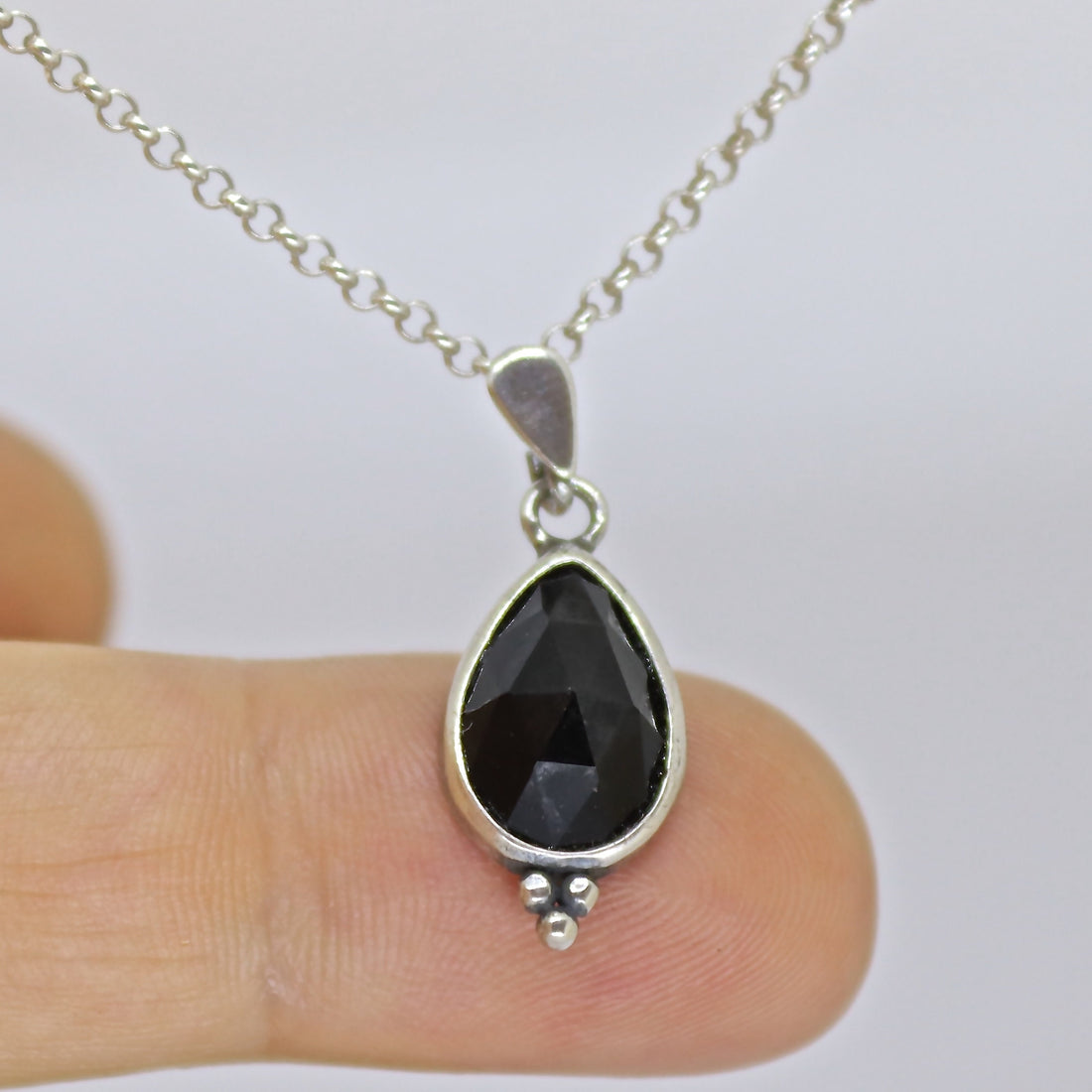 תליון שרשרת אוניקס כסף סטרלינג 925 בצורת דמעה