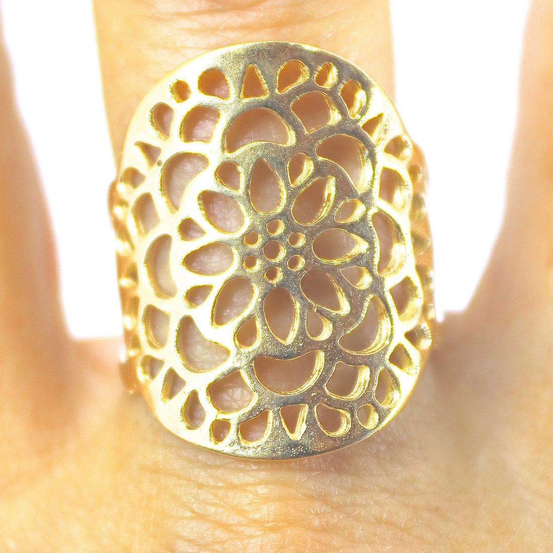 טבעת תחרה פרחונית ארוכה מזהב 14 קראט