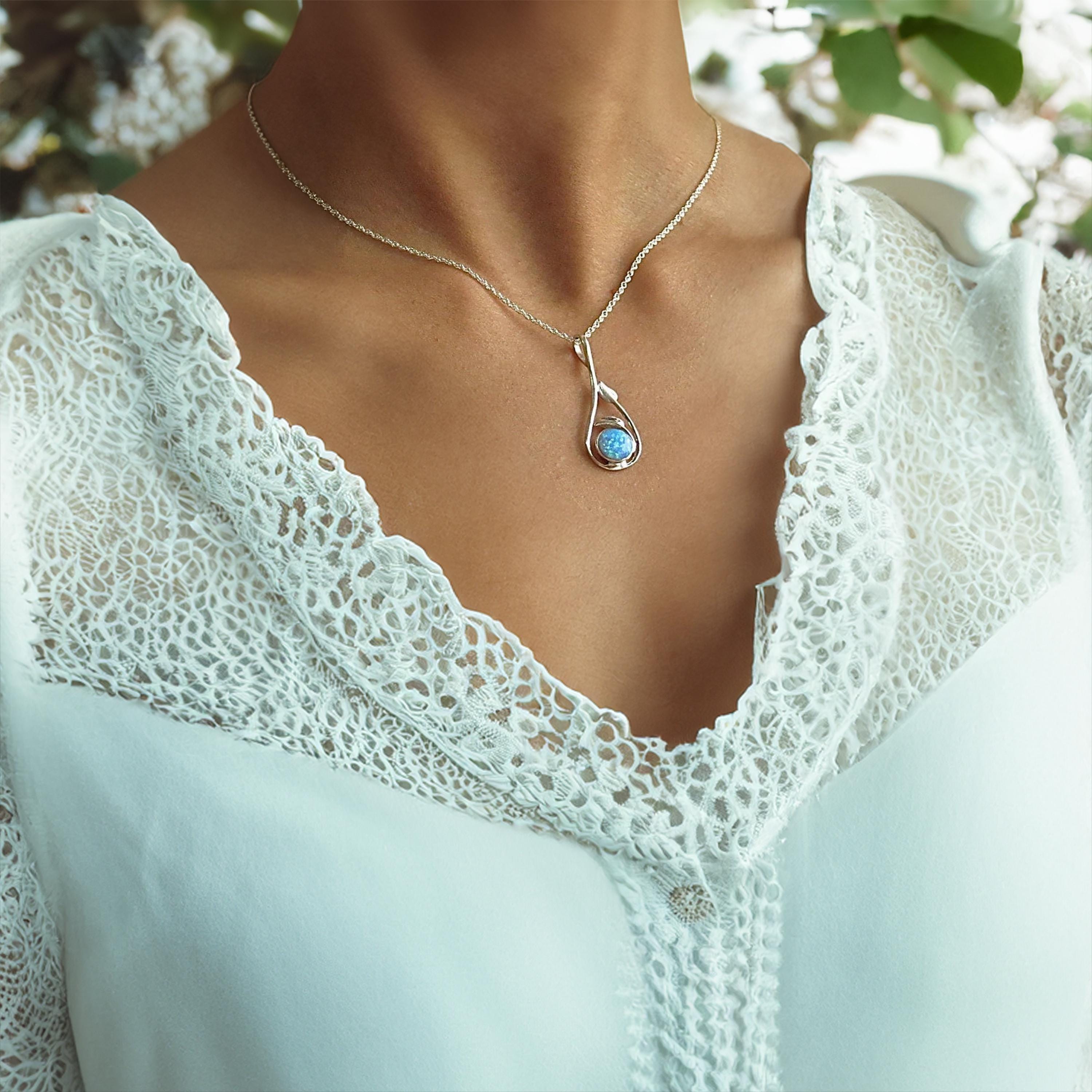 שרשרת אופל מזהב 14 קראט, תליון עלה אופל לבן