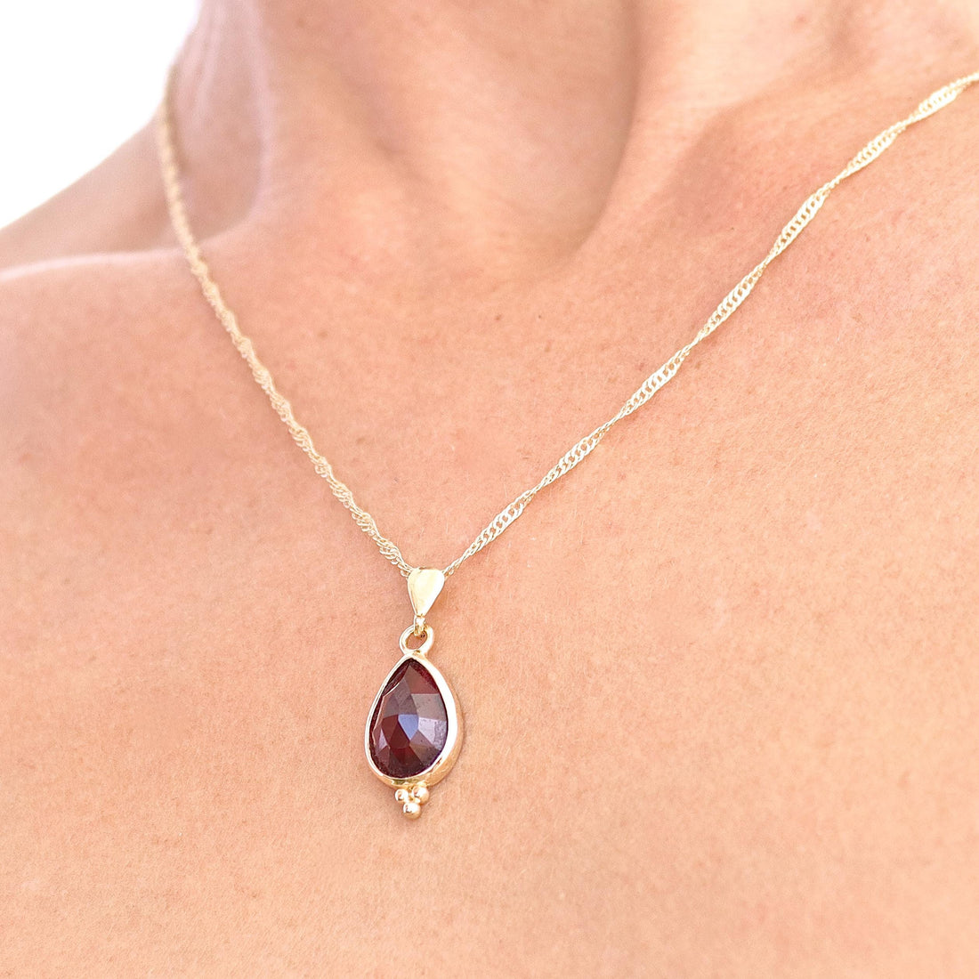 סט שרשרת ועגילים משובצים בזהב 14 קראט משובצים בגרנט לנשים, תכשיטי אבני חן מתנה