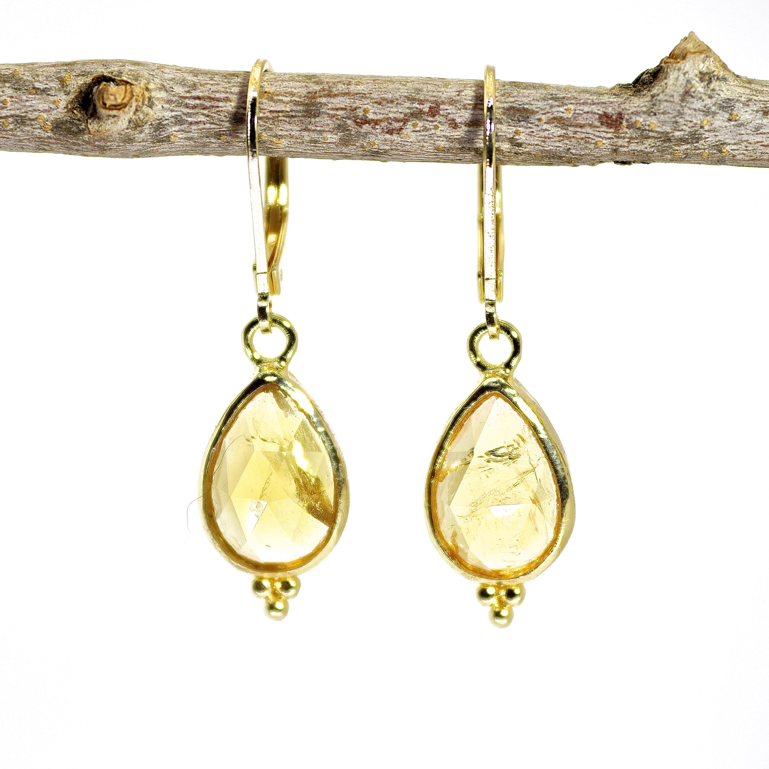 עגילי ציטרין מזהב 14 קראט, עגילים תלויים עם אבן צהובה, עגילי אבן לידה בנובמבר, עגילי אבן חן בצורת אגס לנשים