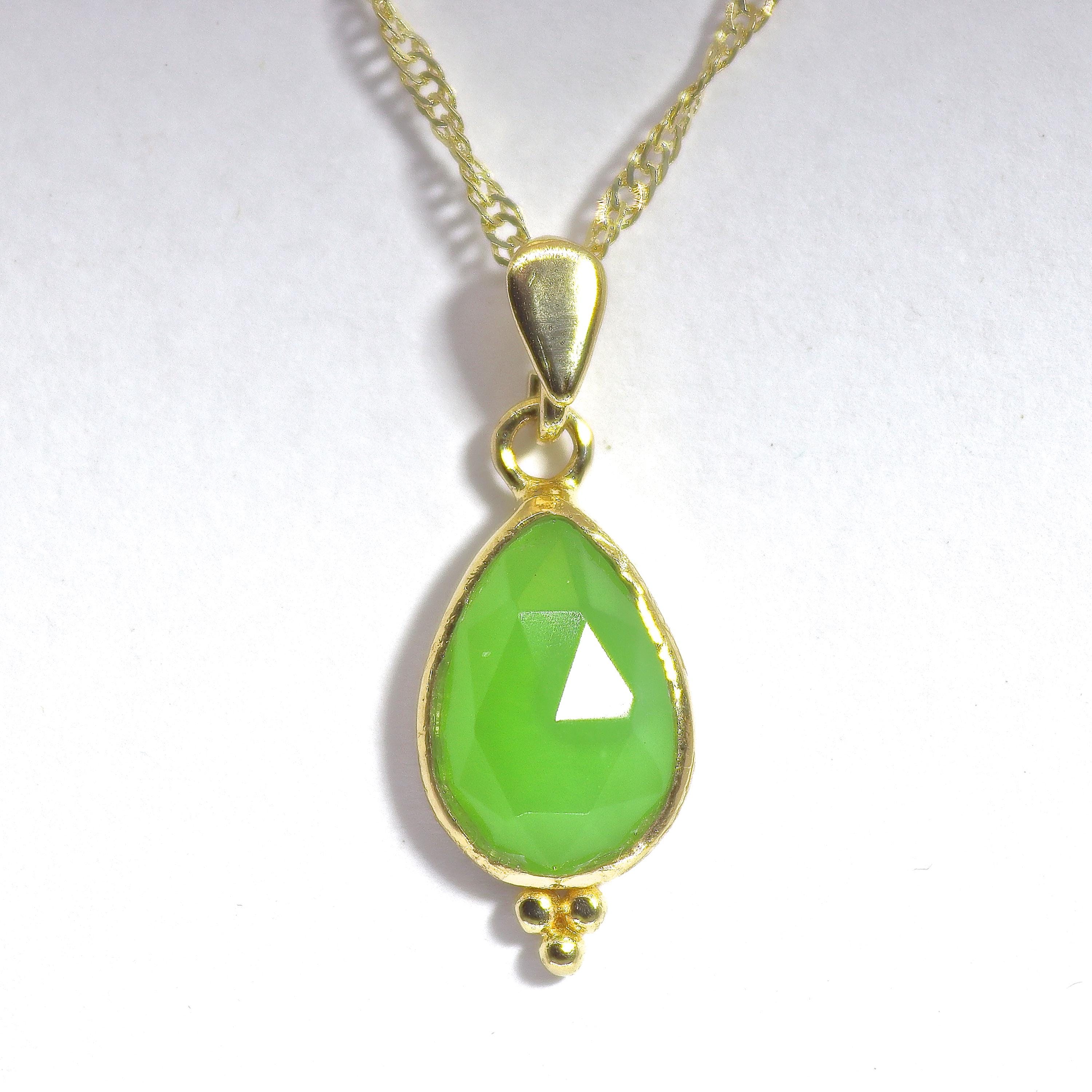 תליון שרשרת ירקן ירוק, תליון זהב 14 קראט משובץ דמעה