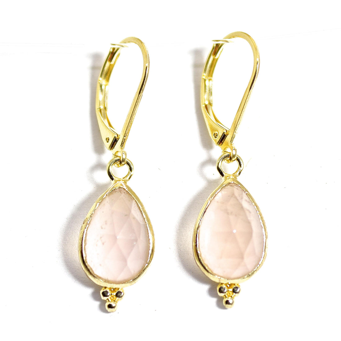 עגילי זהב 14 קראט משובצים בצבע ורד קוורץ