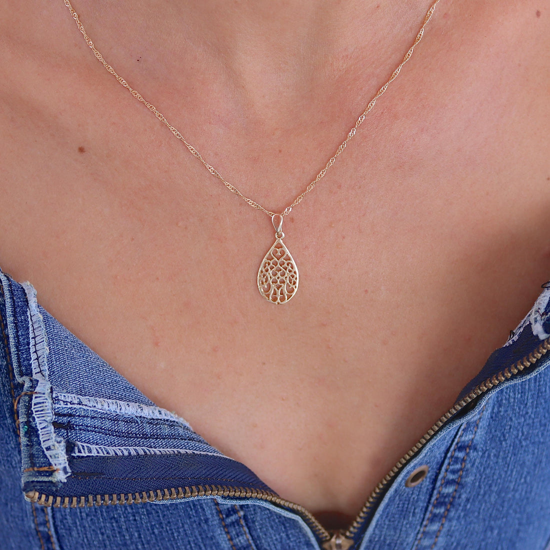 שרשרת תליון פיליגרן בסגנון ויקטוריאני מזהב 14 קראט משובצת דמעה