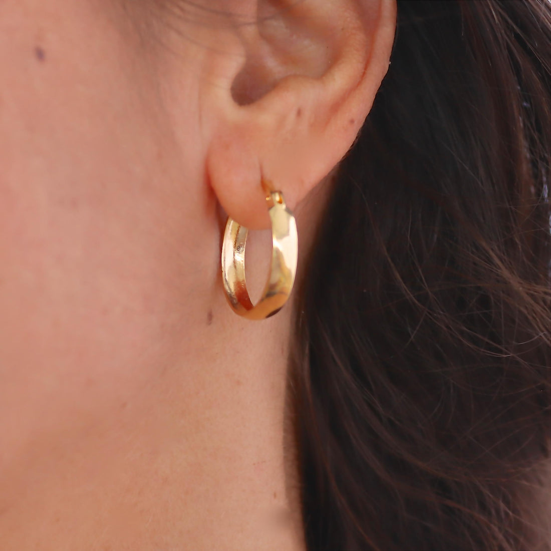 עגילי חישוק זהב מלא 14 קראט בינוניים פשוטים לנשים, עגילי חישוק זהב רחבים עם כיפה