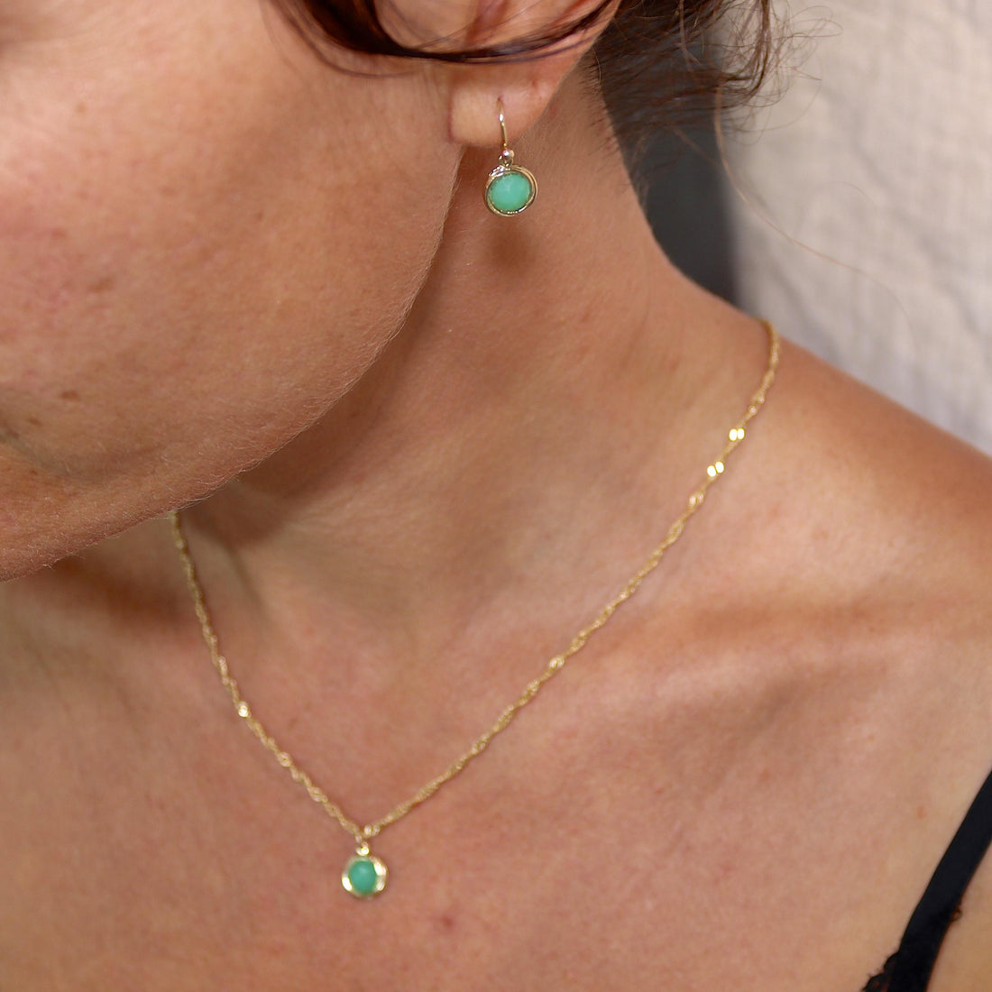 סט תכשיטי ירקן ירוק, עגילים תלויים ותליון שרשרת