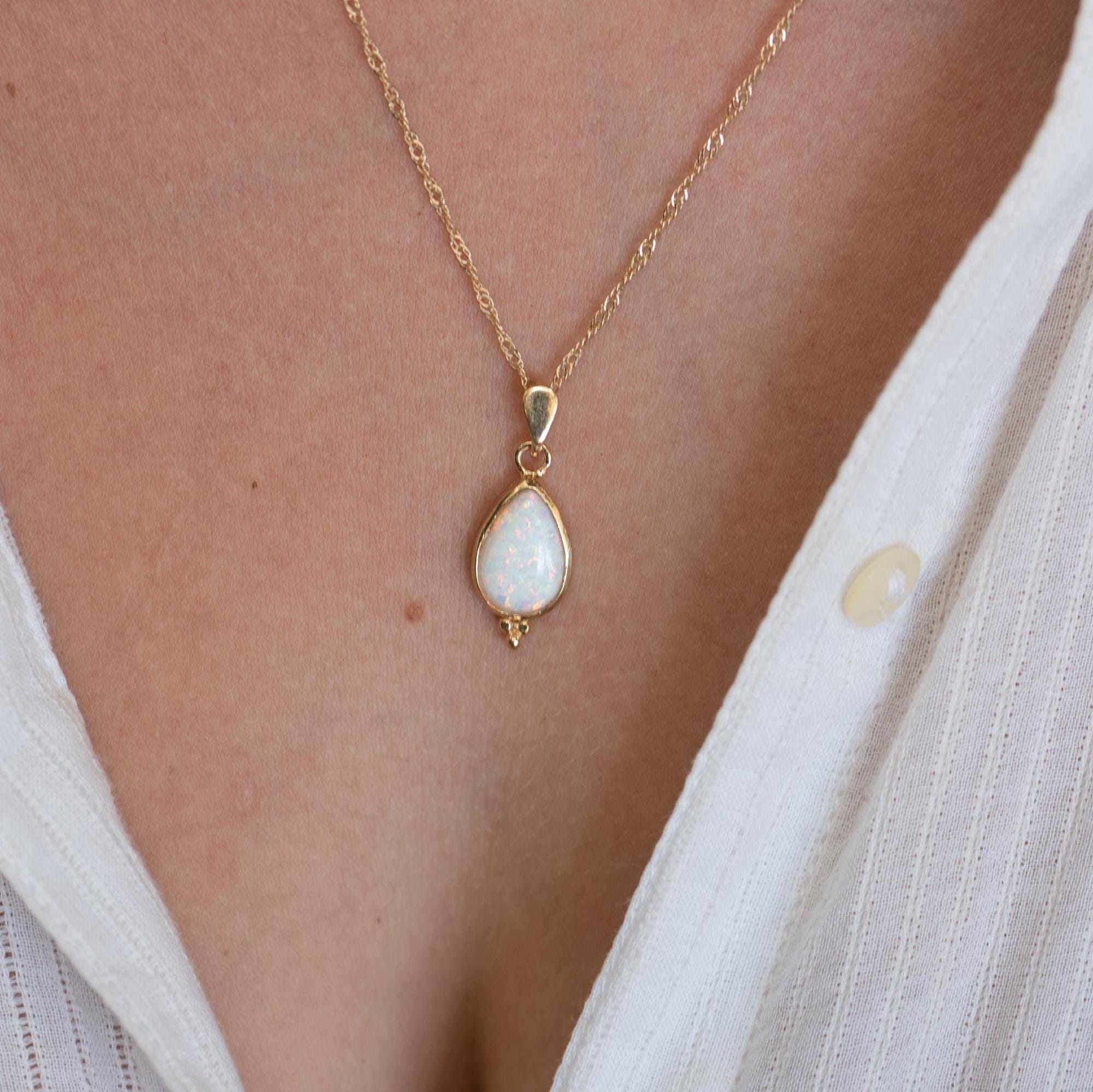 תליון שרשרת אופל זהב 14 קראט בצבע טיפה, שרשרת אופל זהב לבן