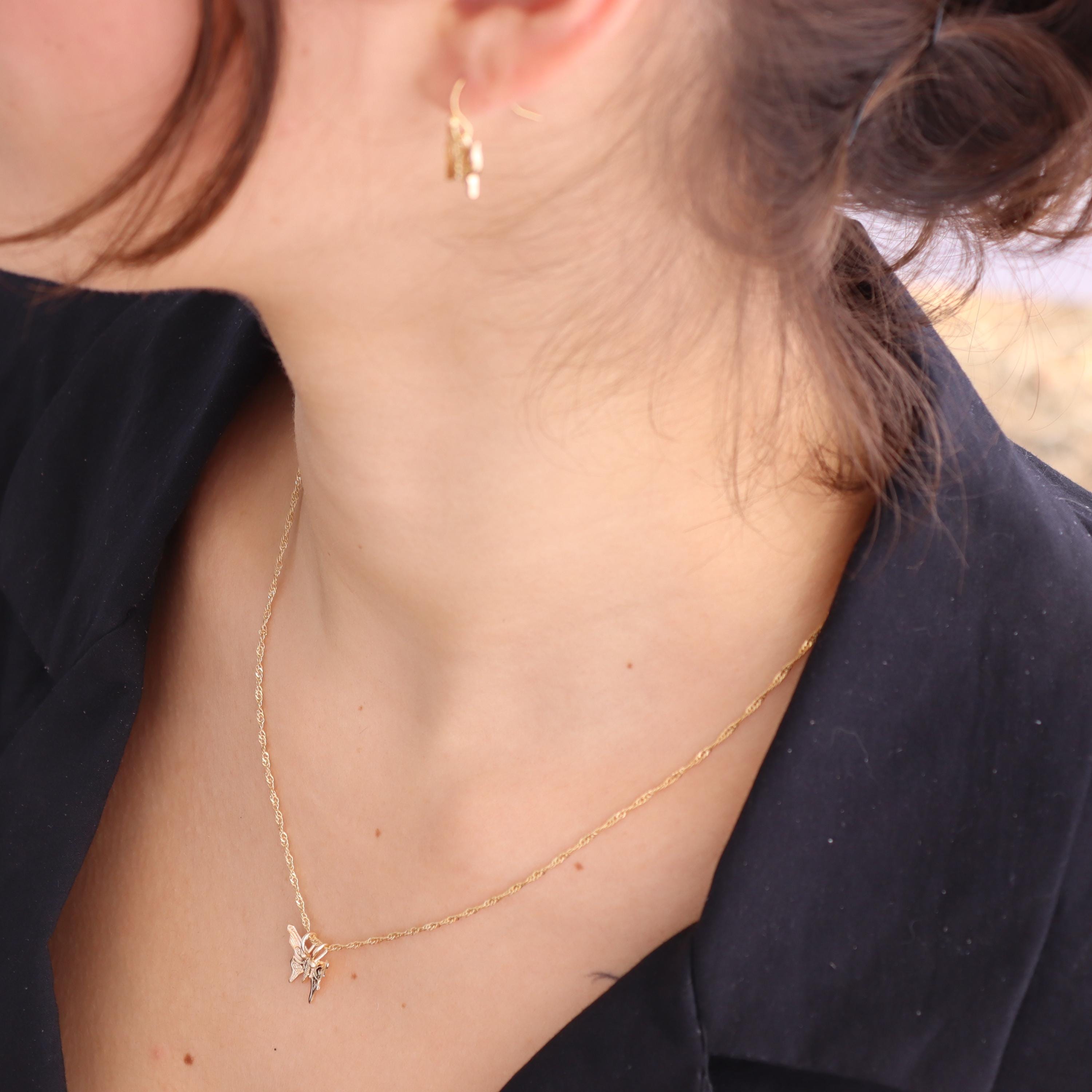 עגילי פרפר תלויים מזהב 14 קראט