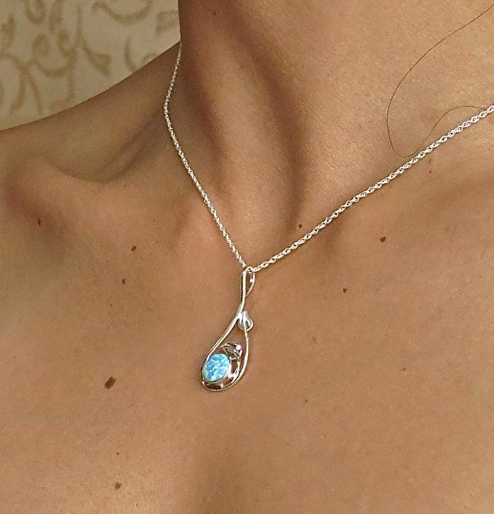 שרשרת אופל מזהב 14 קראט, תליון עלה אופל לבן