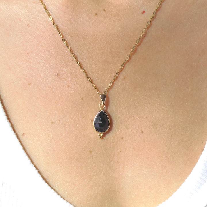 תליון שרשרת זהב אוניקס 14 קראט, שרשרת זהב מלא אבן שחורה