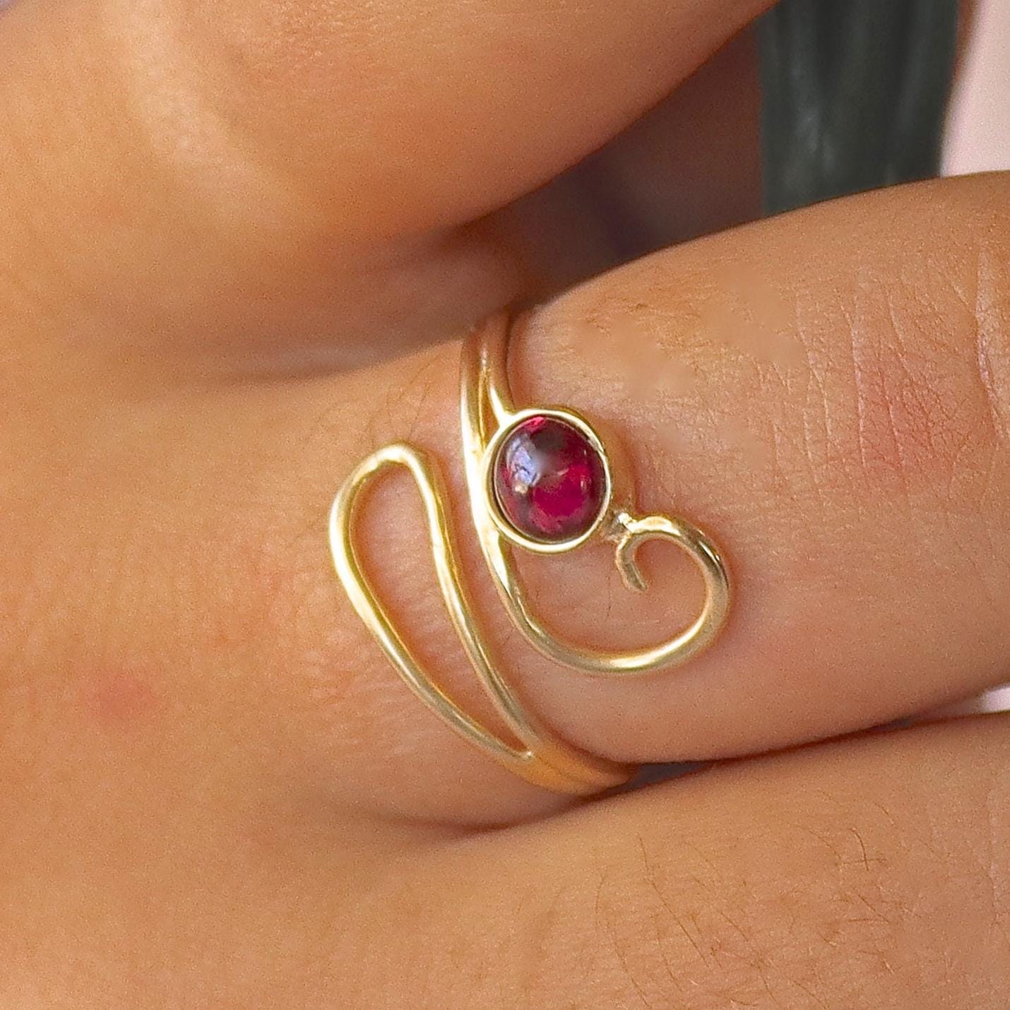 טבעת זהב 14 קראט משובצת גארנט מתכווננת, טבעת בוהו ייחודית פתוחה