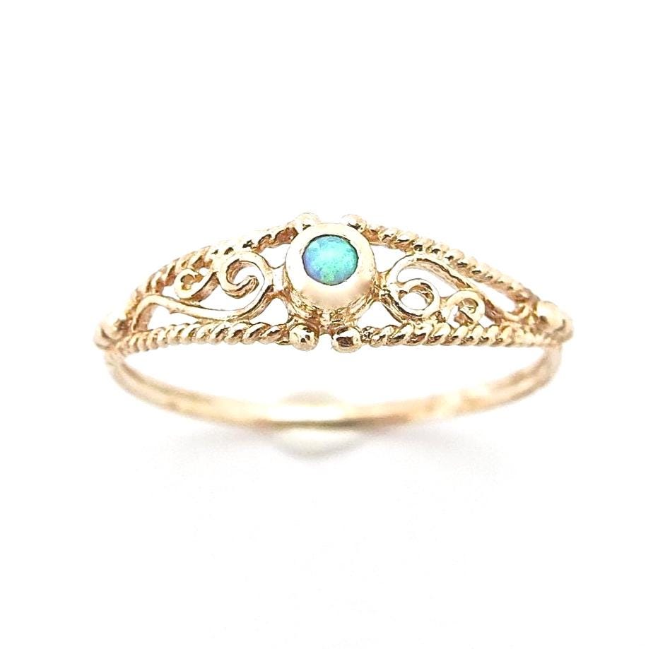 טבעת אופל מזהב מלא 14 קראט, טבעת זהב עם אבן כחולה פיליגרן