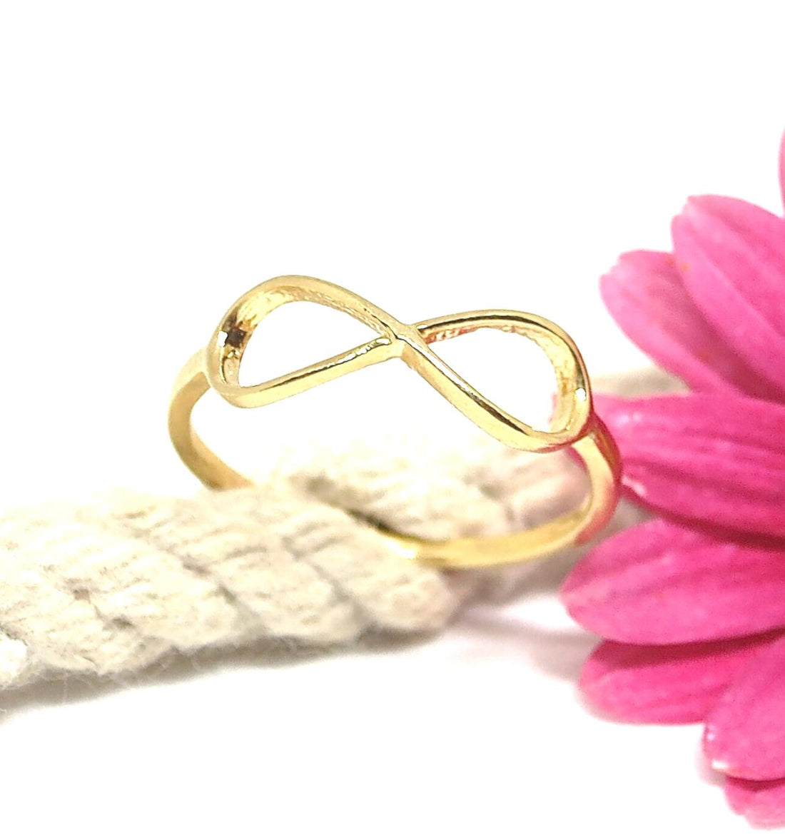 טבעת זהב מלא 14 קראט אינפיניטי