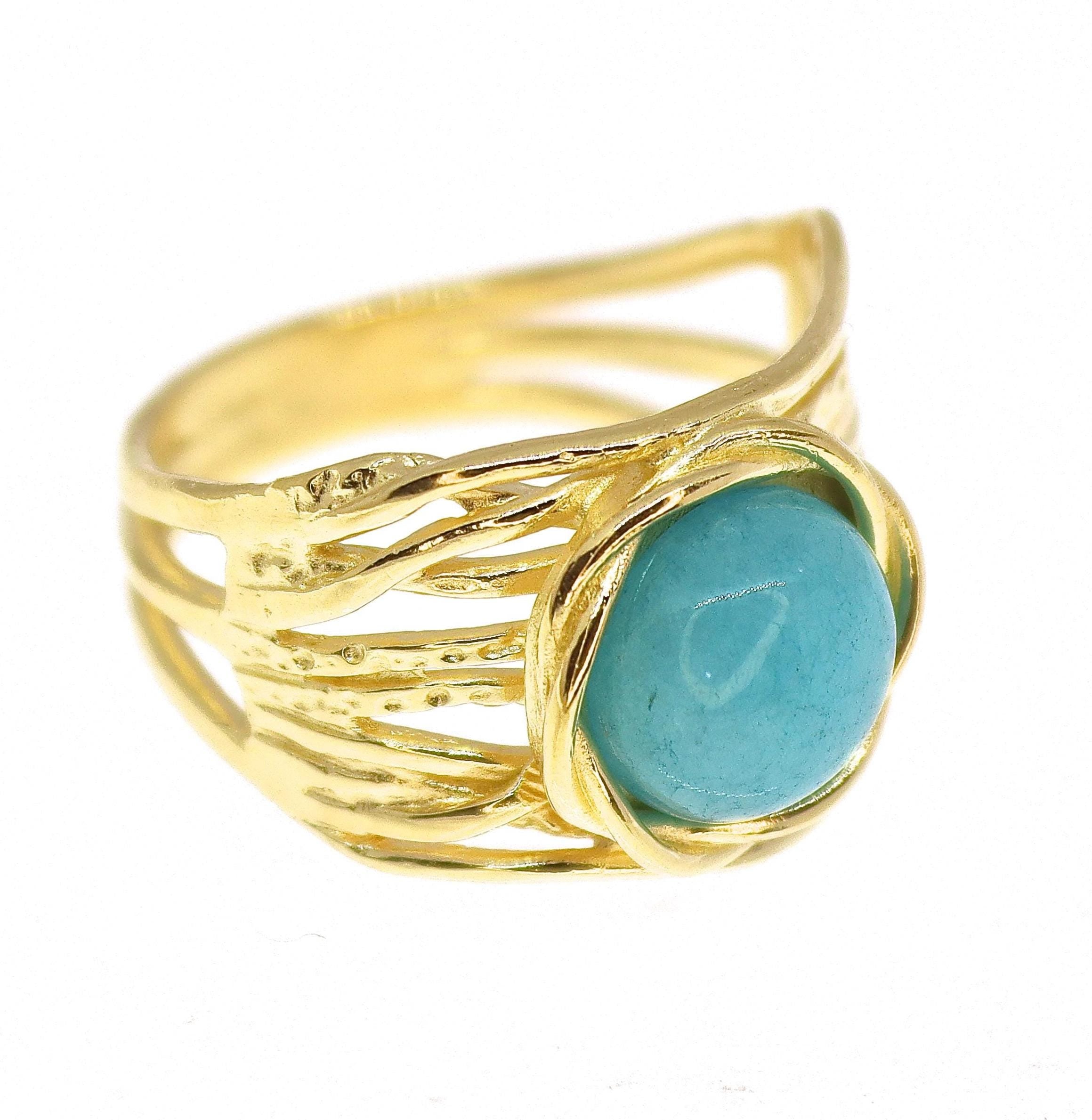 טבעת זהב רחבה ועבה משובצת אקוומרין 14 קראט