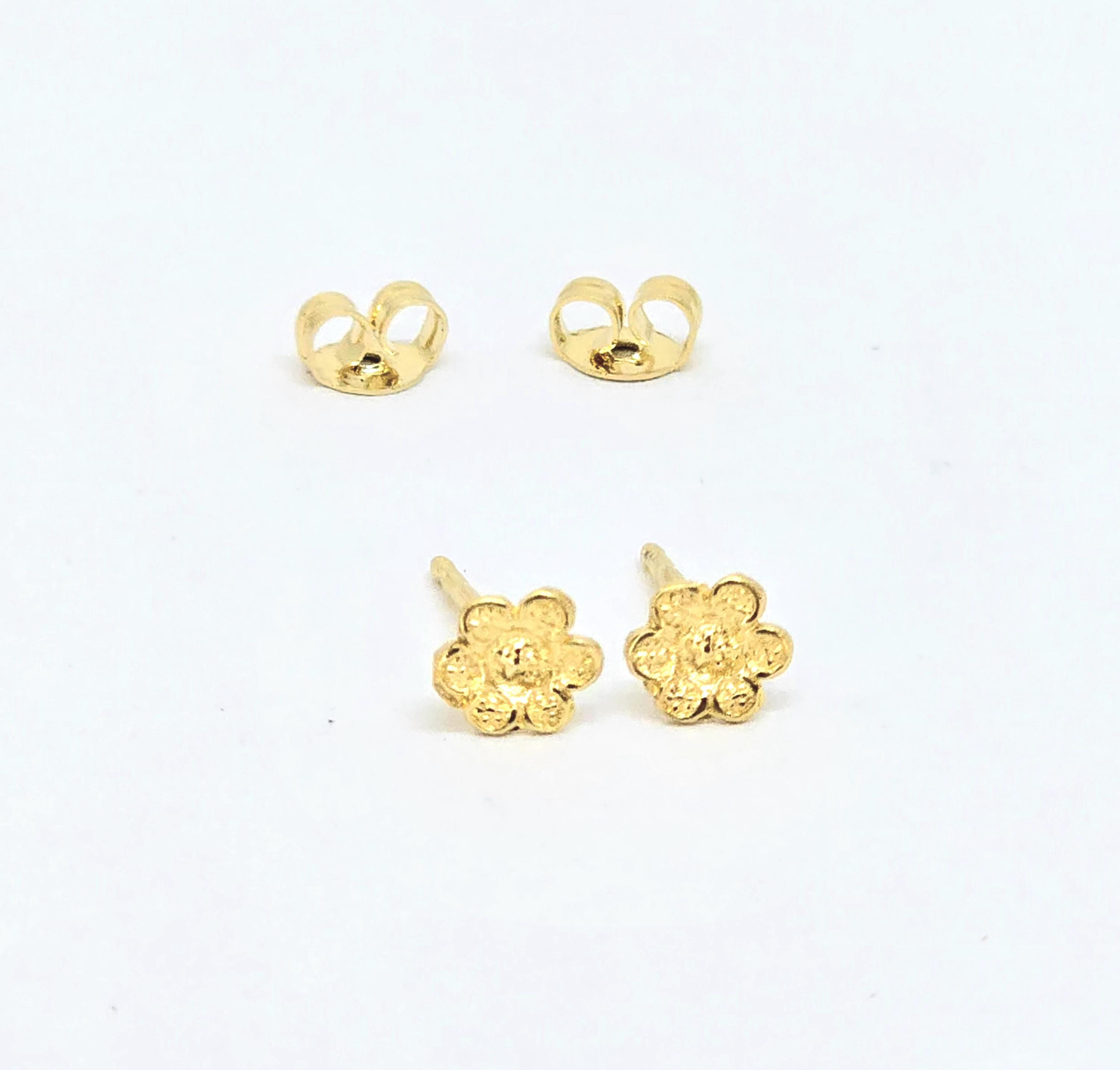 עגילי פרחים זעירים מזהב 14 קראט, עגילי זהב מלא