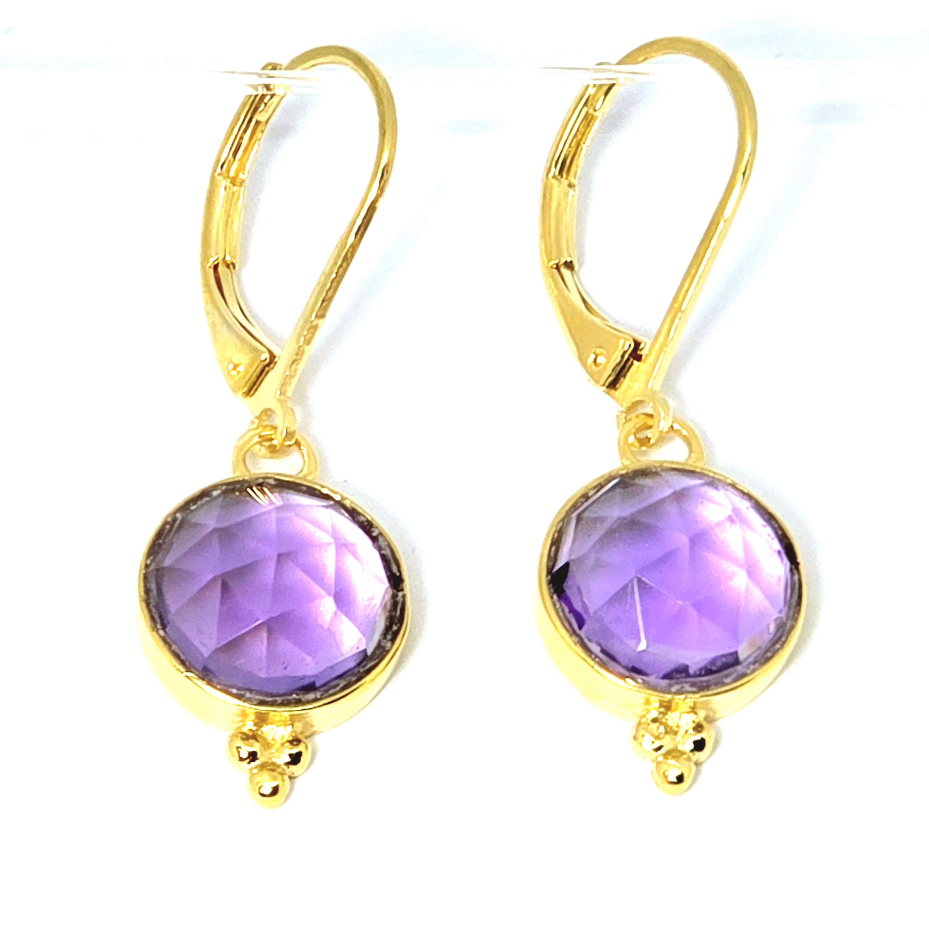 עגילי זהב 14 קראט עגולים משובצים באמטיסט