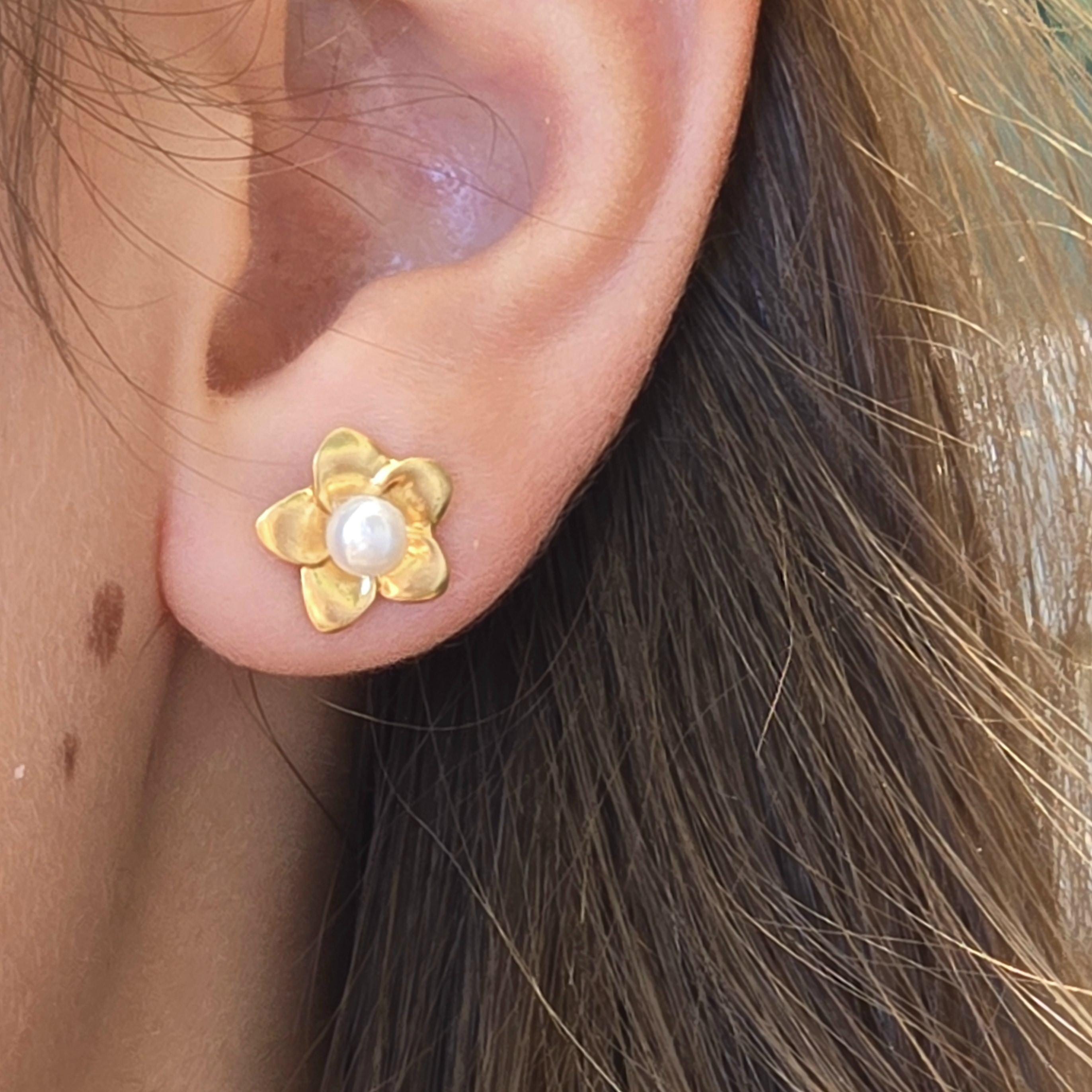 עגילי פנינה פרחוניים מזהב 14 קראט, עבודת יד