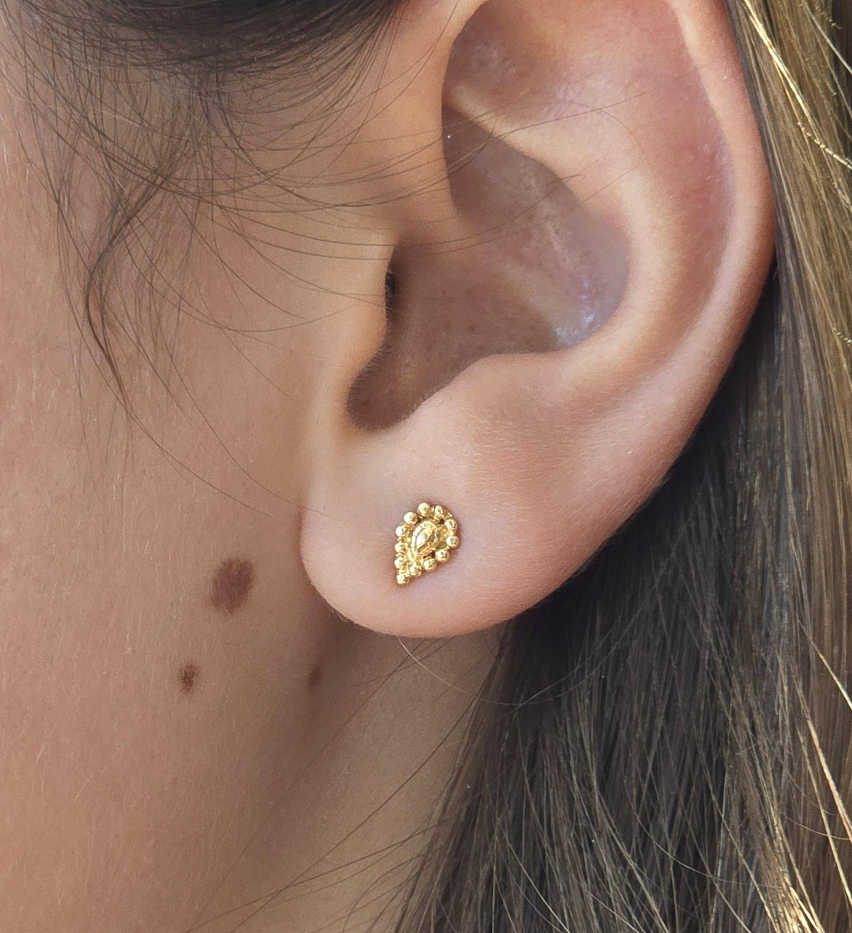 עגילי זהב 14 קראט בצורת טיפה