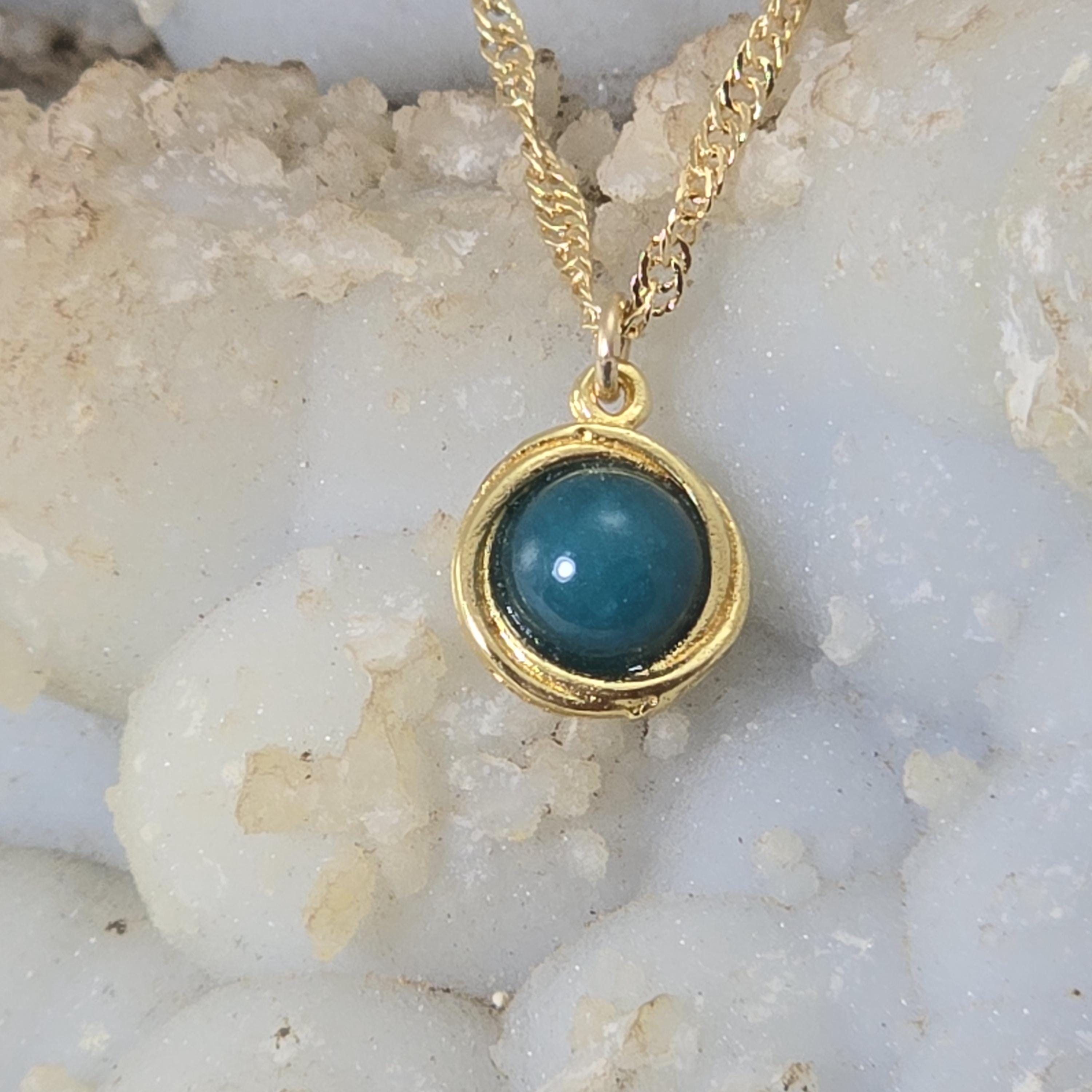 תליון שרשרת קטן משובץ אקוומרין מזהב 14 קראט, שרשרת אבן כחולה