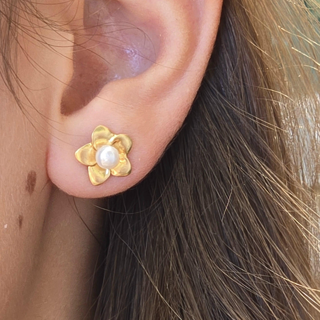 עגילי פנינה פרחוניים מזהב 14 קראט, עבודת יד