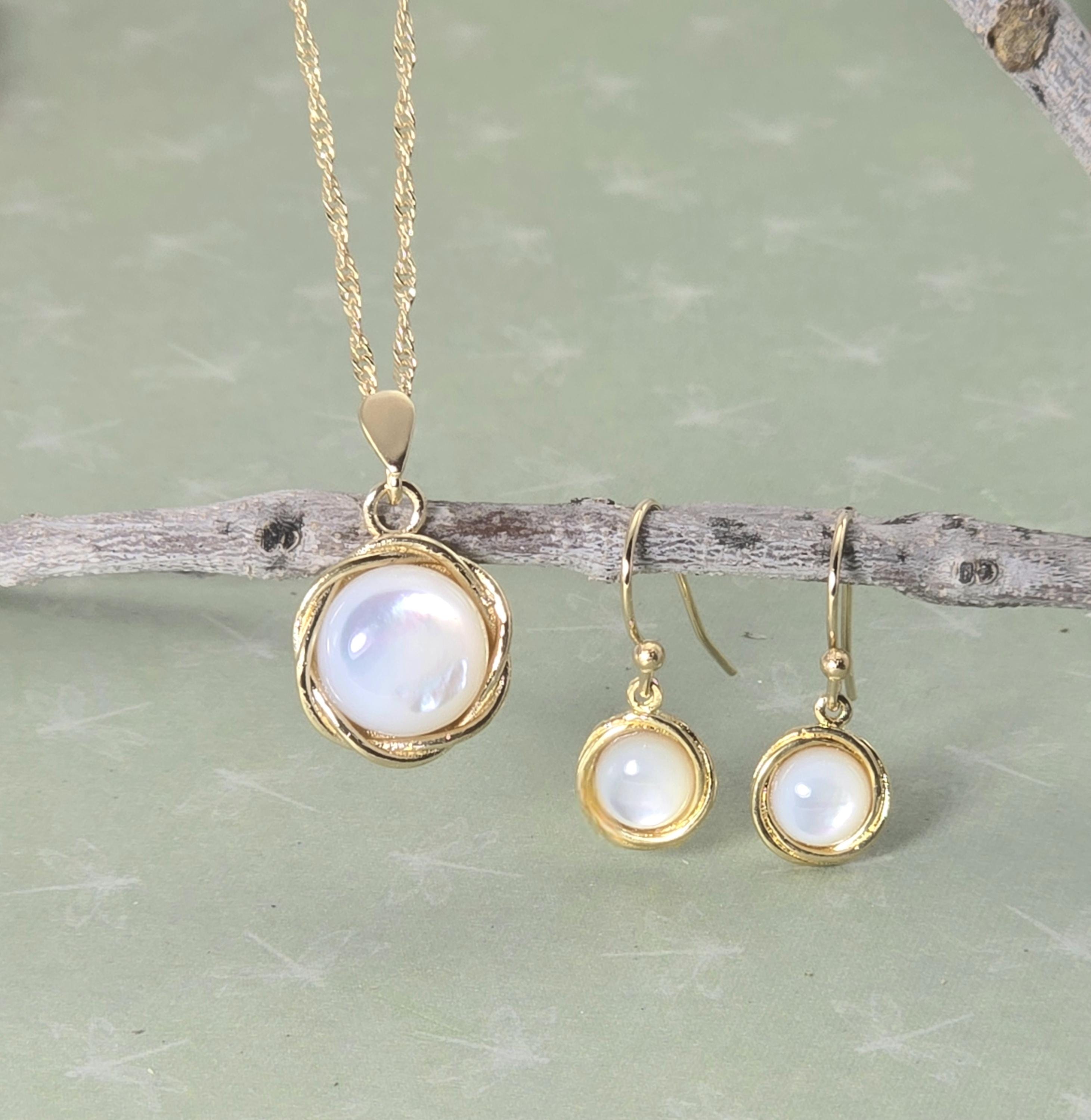 סט תכשיטי אם פנינה, עגילי זהב לבן ותליון שרשרת