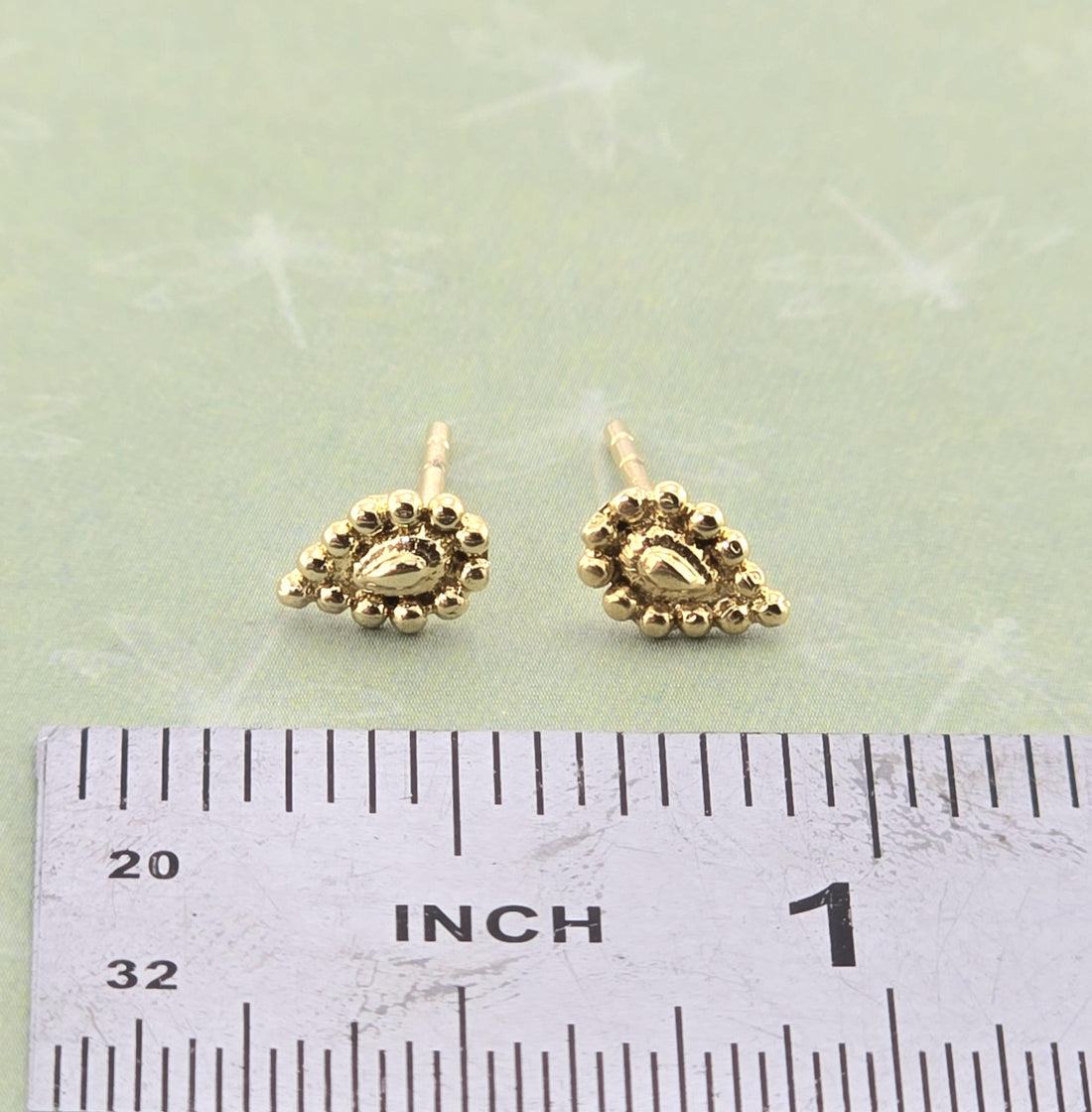 עגילי זהב 14 קראט בצורת טיפה