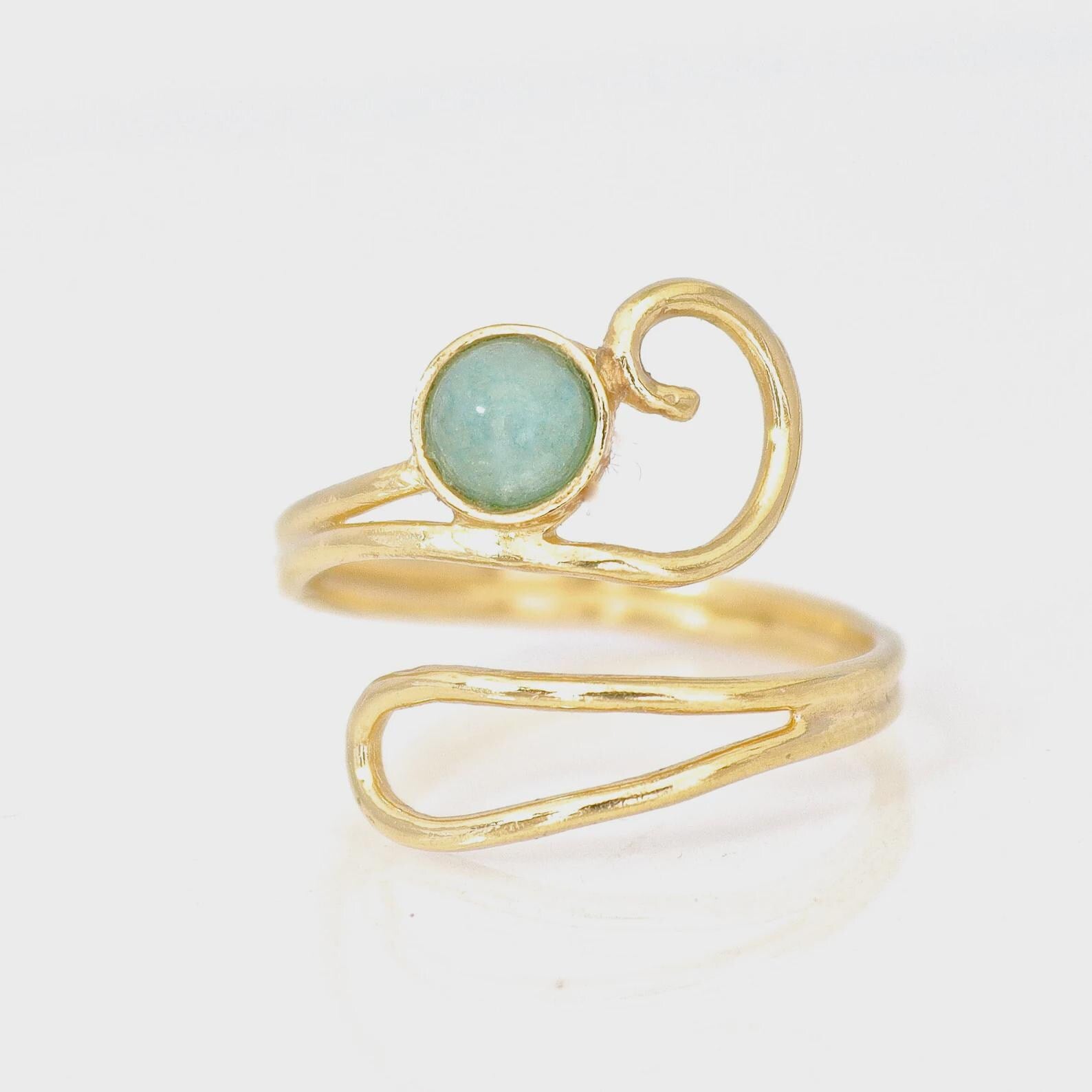 טבעת זהב מלא 14 קראט משובצת אבן מונסטון מתכווננת, טבעת זהב פתוחה