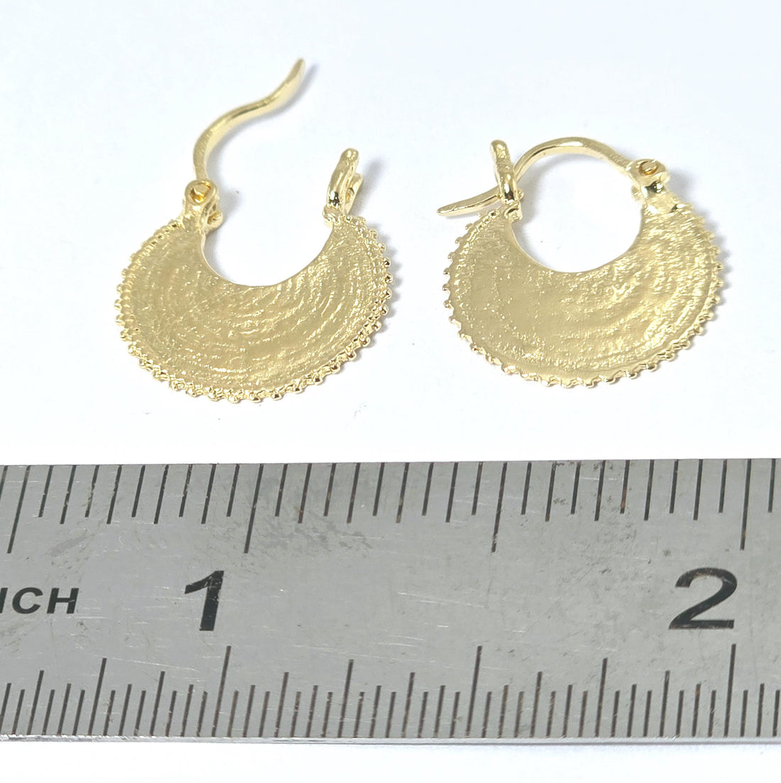 עגילי חישוק זהב בצורת סהר, עגילי חישוק זהב קטנים