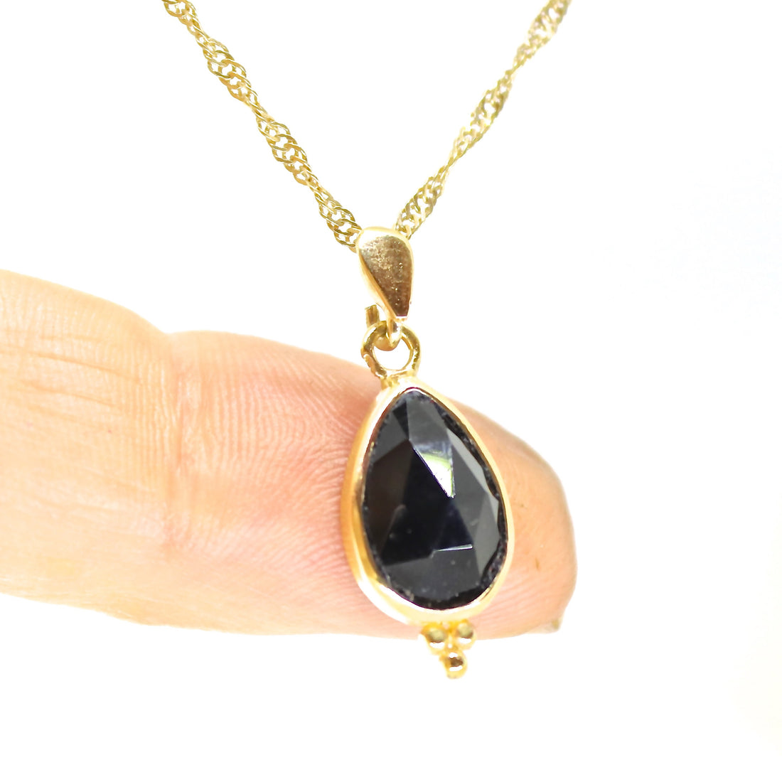 תליון שרשרת זהב אוניקס 14 קראט, שרשרת זהב מלא אבן שחורה