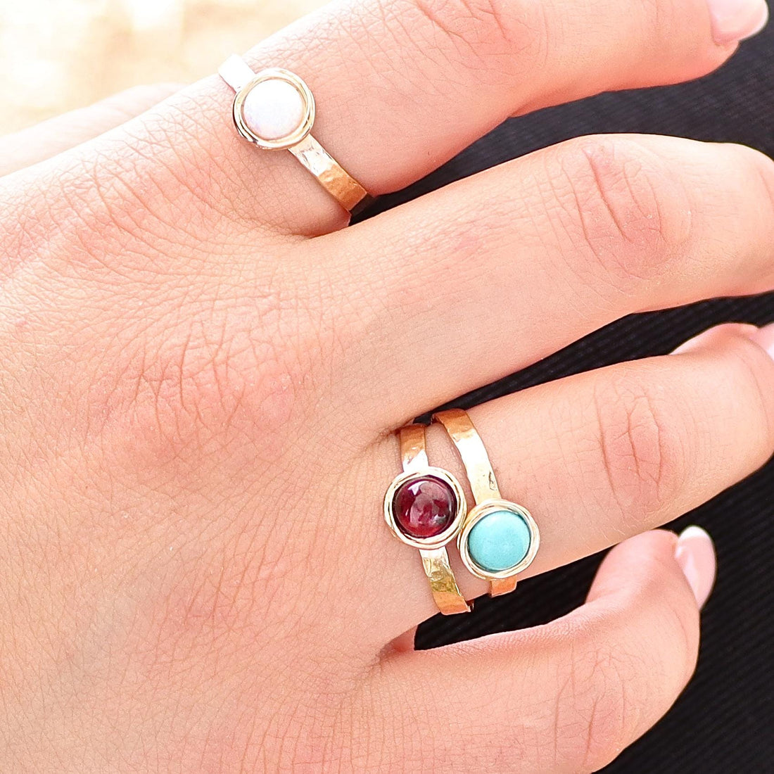 טבעת אקוומרין מזהב מלא 14 קראט, טבעת אבן כחולה בעבודת יד