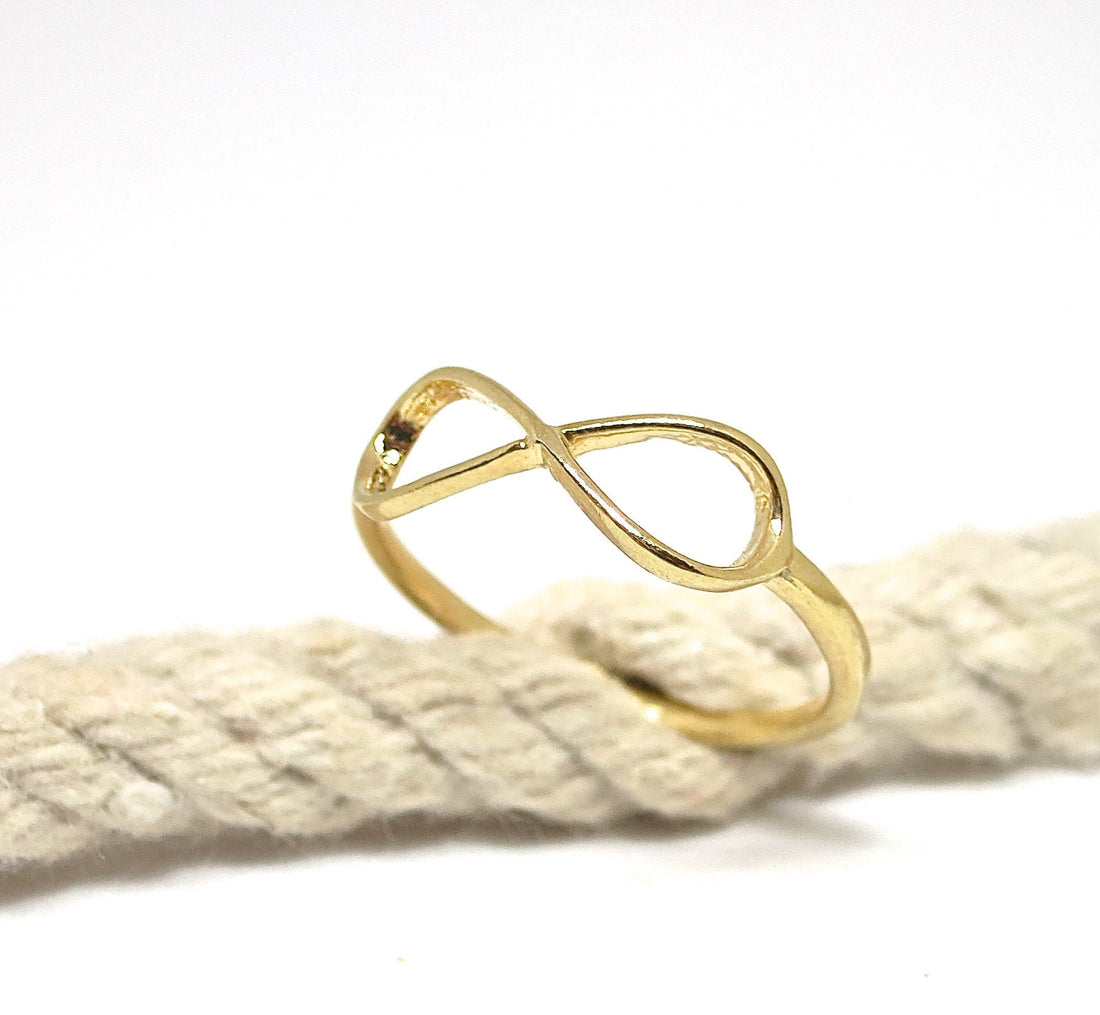 טבעת זהב מלא 14 קראט אינפיניטי