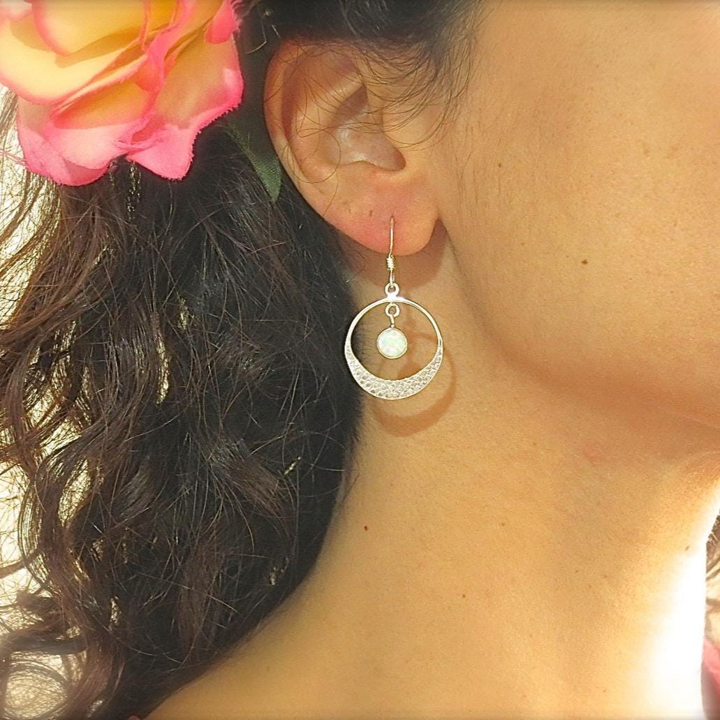 עגילי חישוק כסף אופל, עגילים תלויים בעבודת יד