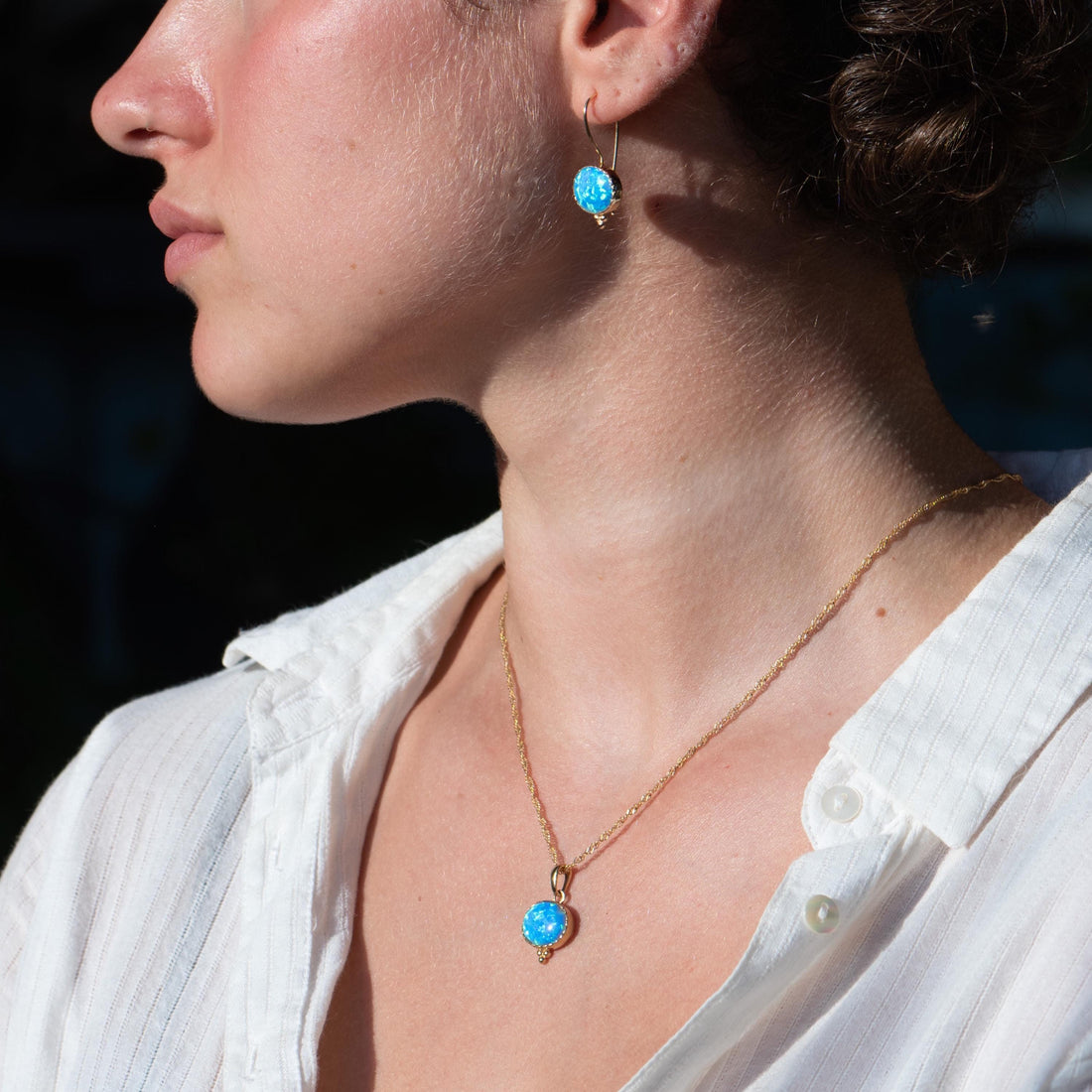 תליון שרשרת אופל סגלגל מזהב מלא 14 קראט, תליון אופל כחול