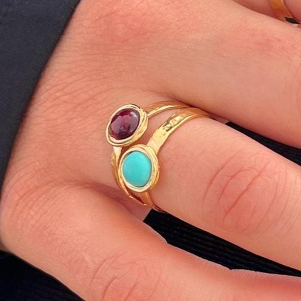 טבעת זהב שחורה, טבעת אוניקס משובצת בעבודת יד