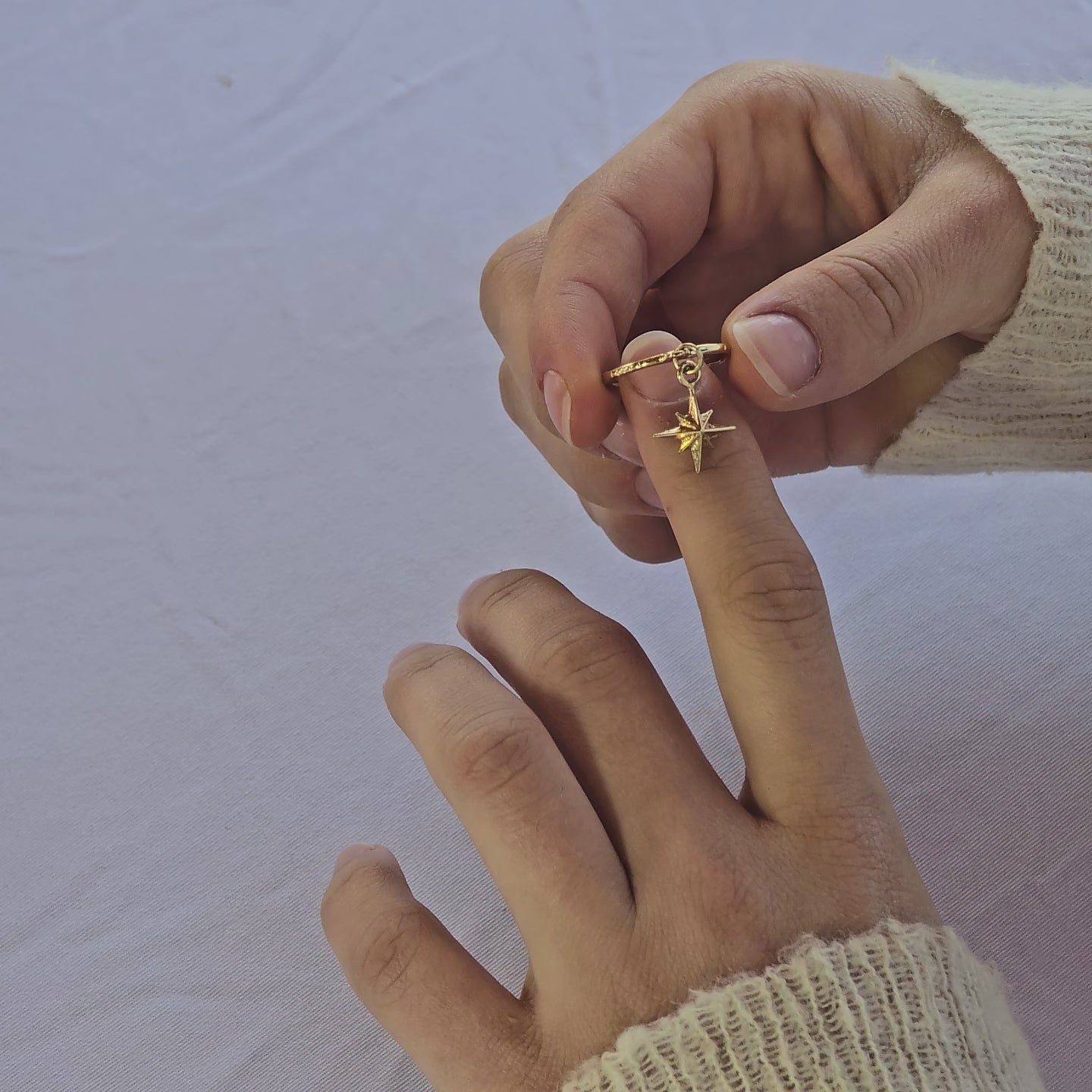 טבעת ציפוי זהב כוכב הצפון מתנועע