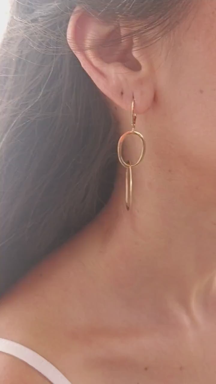 14K Gold Oval Link Dangle Earrings: Modern Everyday Hoops